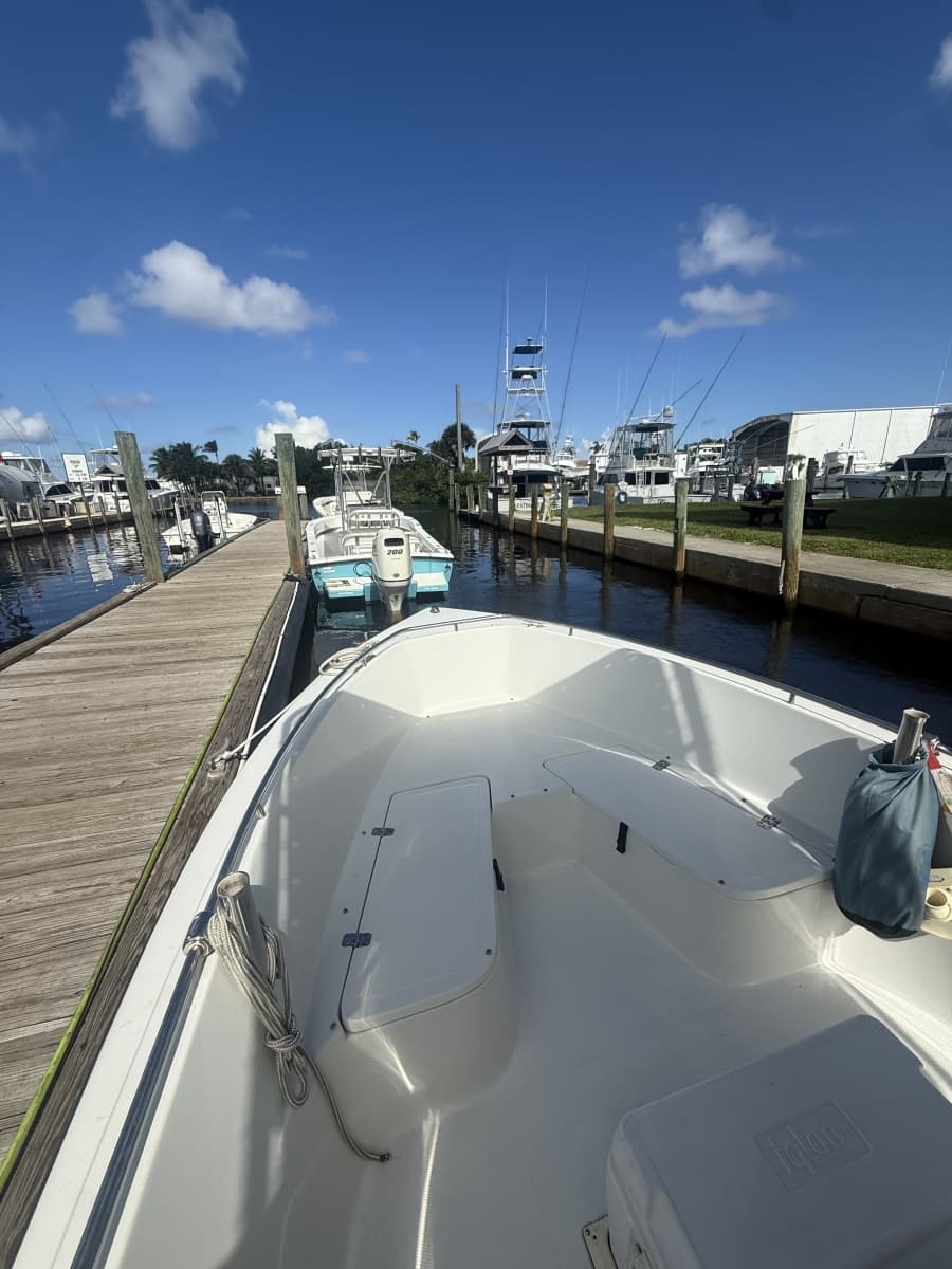 2005 Sailfish 206 CC - Photo 3
