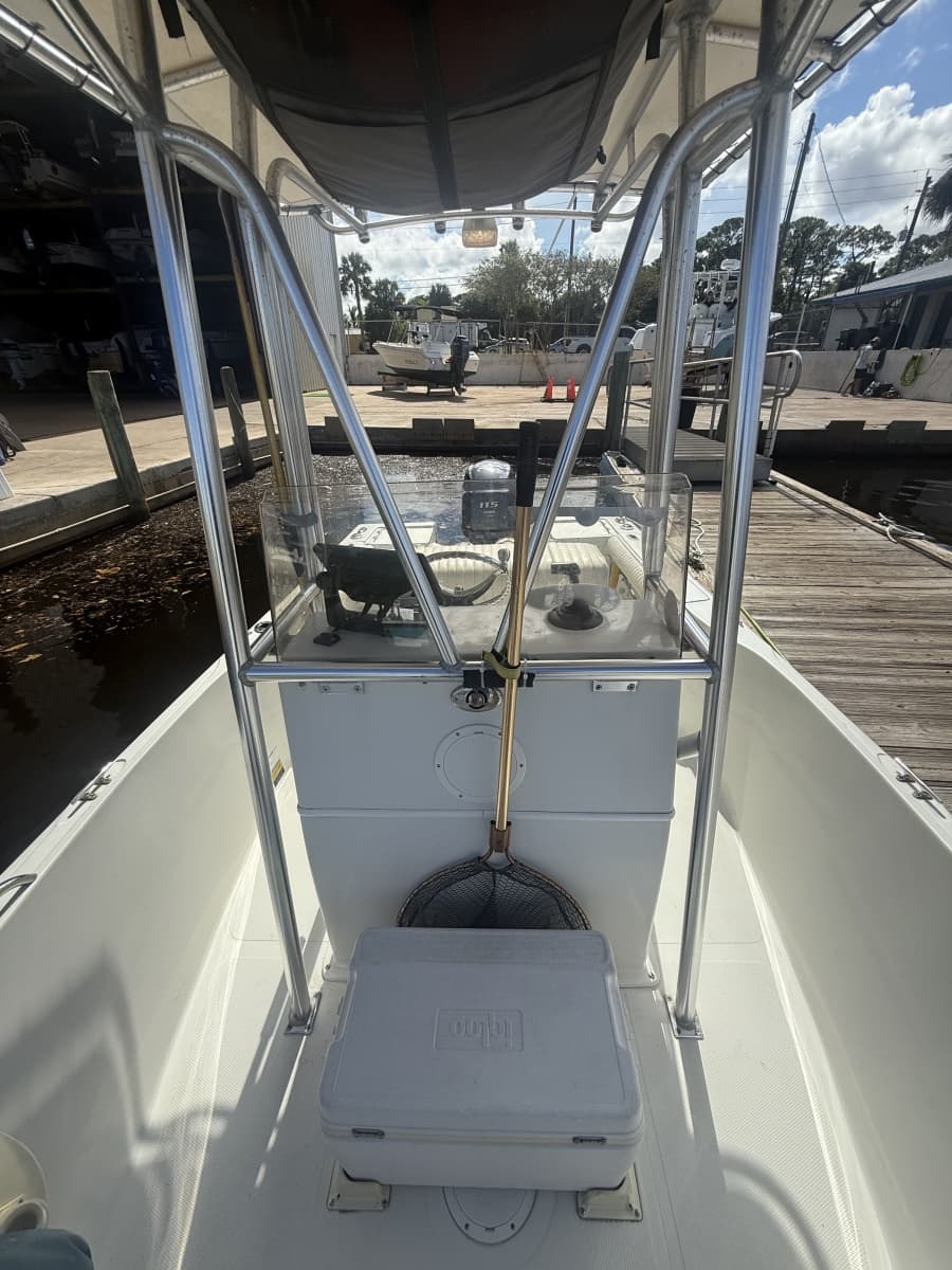 2005 Sailfish 206 CC - Photo 6