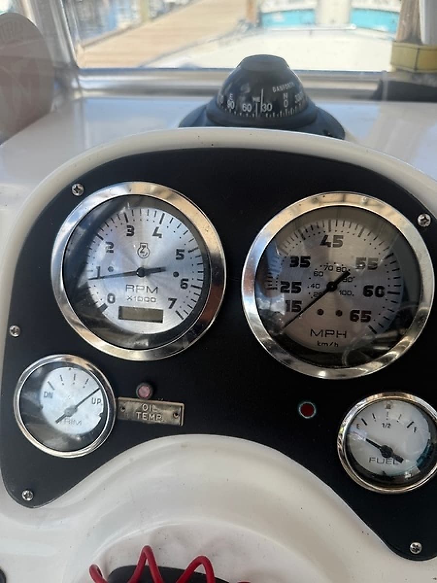 2005 Sailfish 206 CC - Photo 14