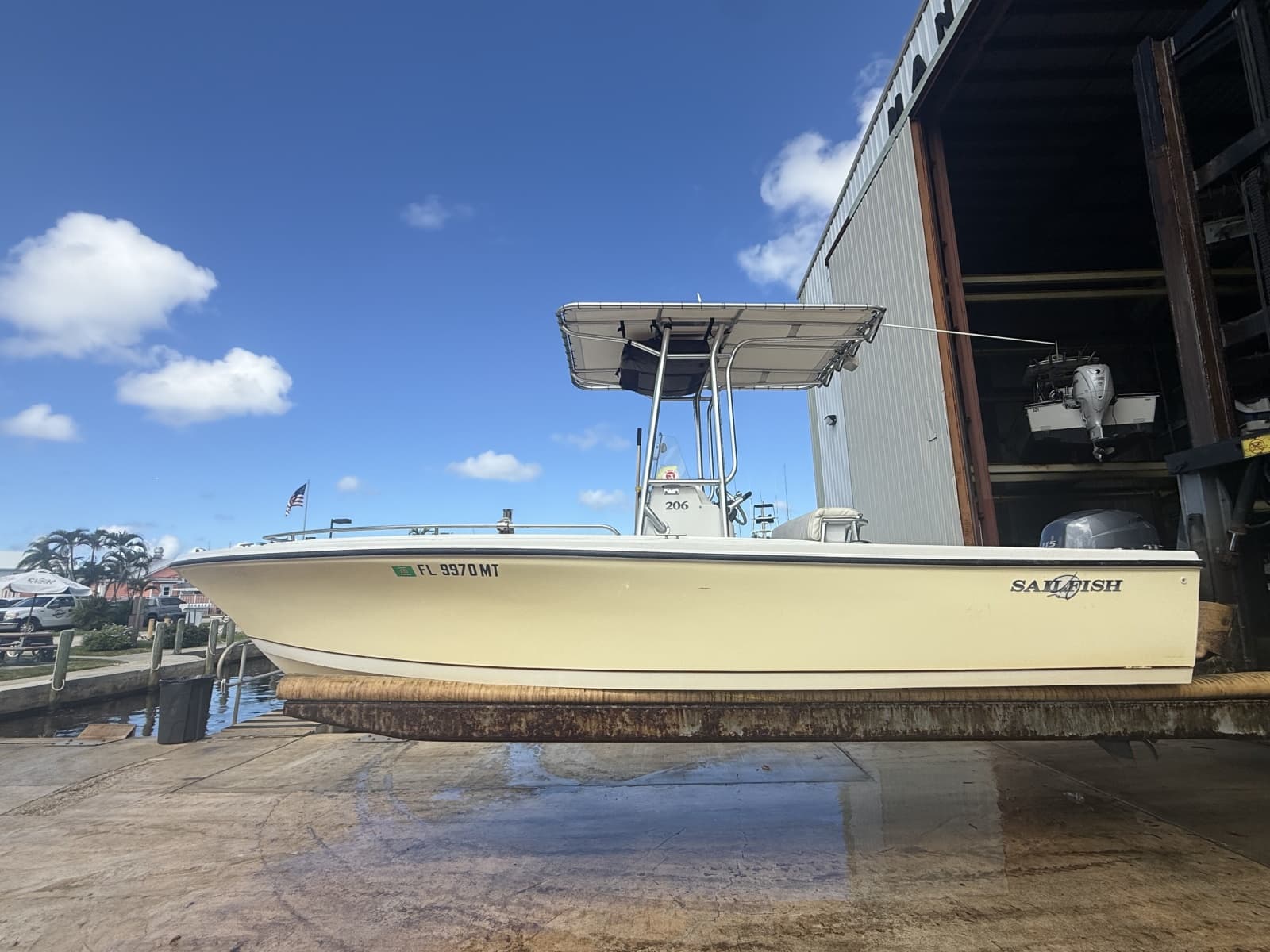 2005 Sailfish 206 CC - Photo 2