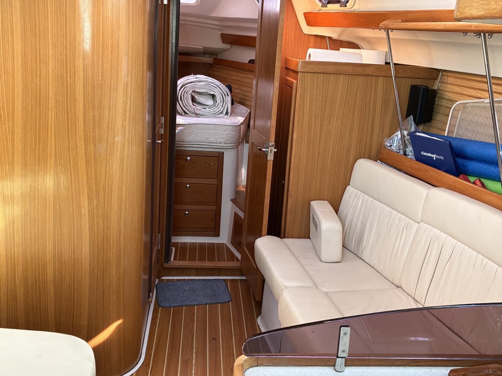 2008 Catalina 350 mkII - Photo 14