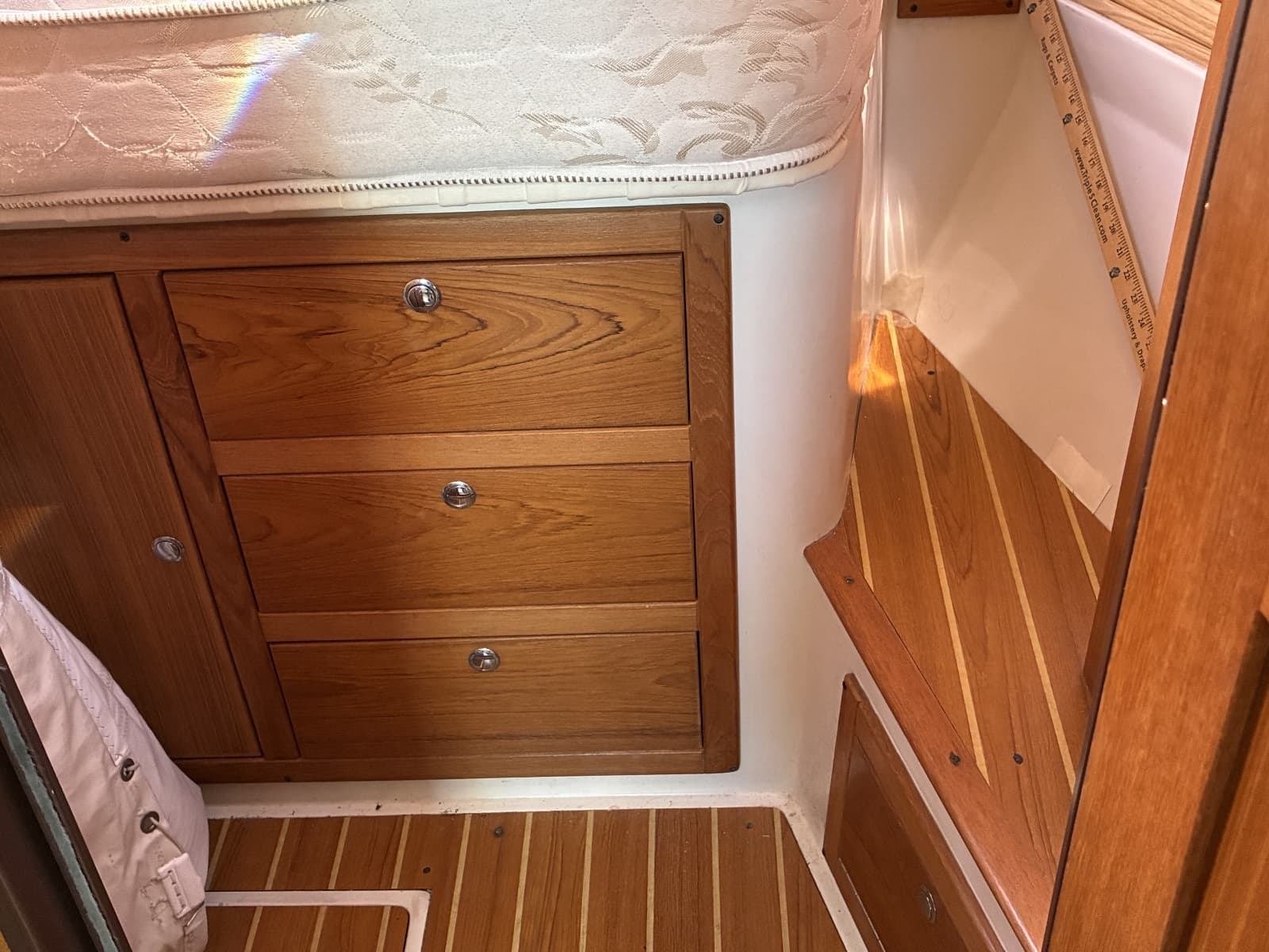 2008 Catalina 350 mkII - Photo 25