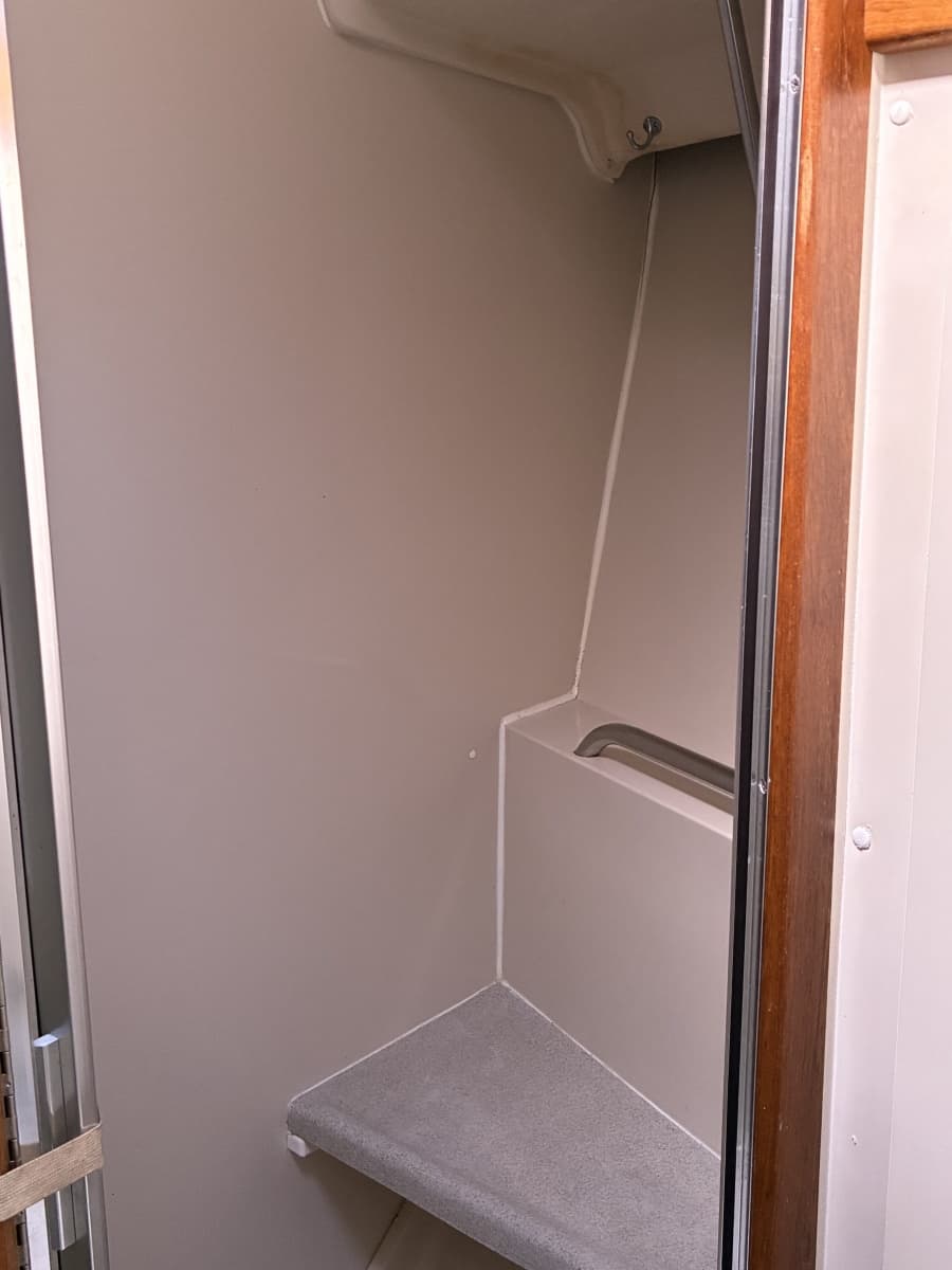 2008 Catalina 350 mkII - Photo 20