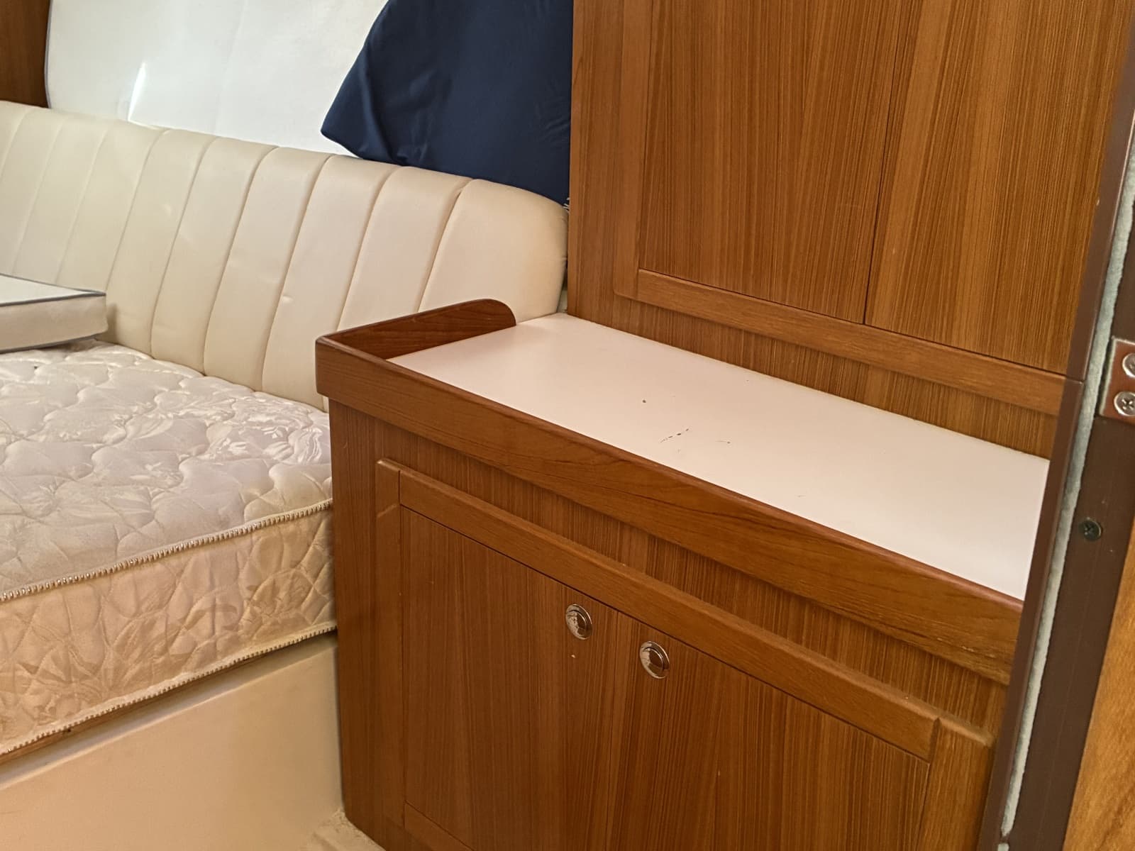 2008 Catalina 350 mkII - Photo 18