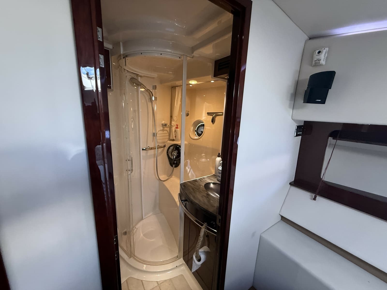 2013 Sea Ray 580 Sundancer - Photo 30