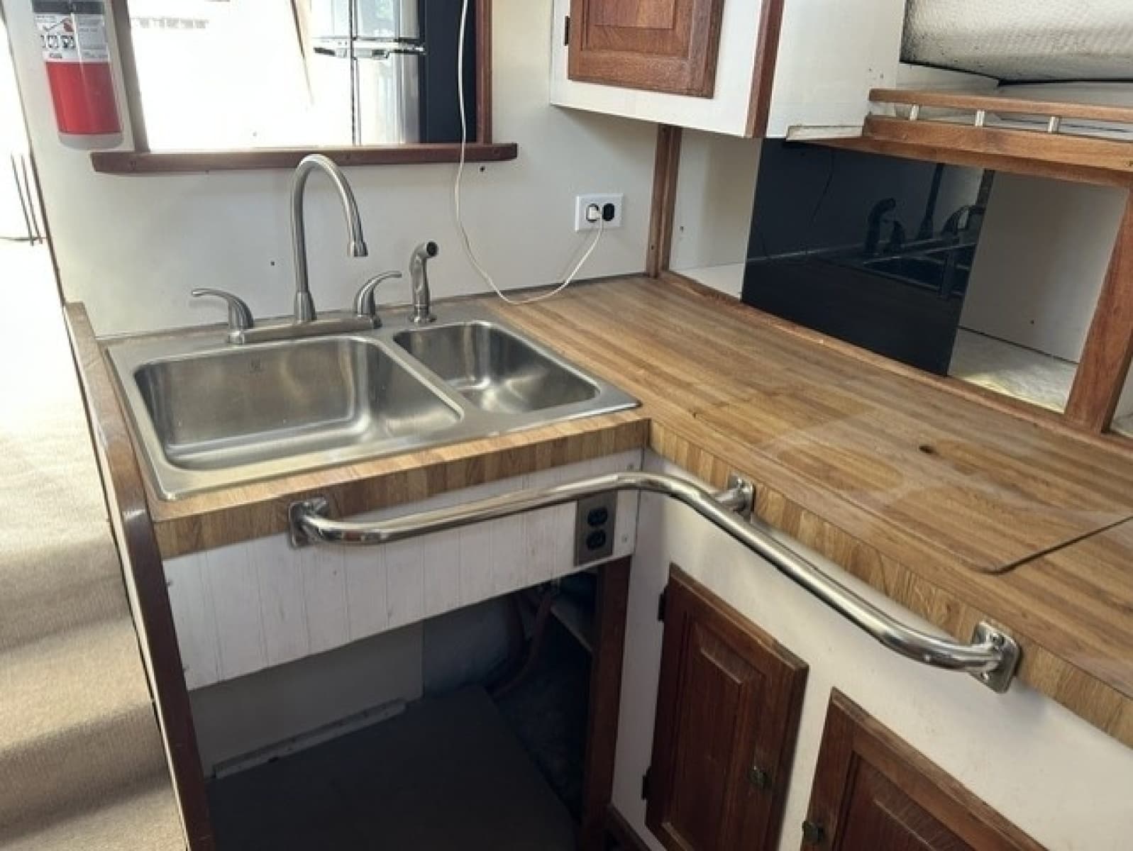1979 Mainship 34 Trawler - Photo 16