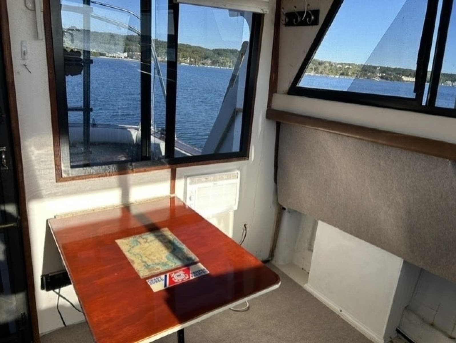 1979 Mainship 34 Trawler - Photo 9