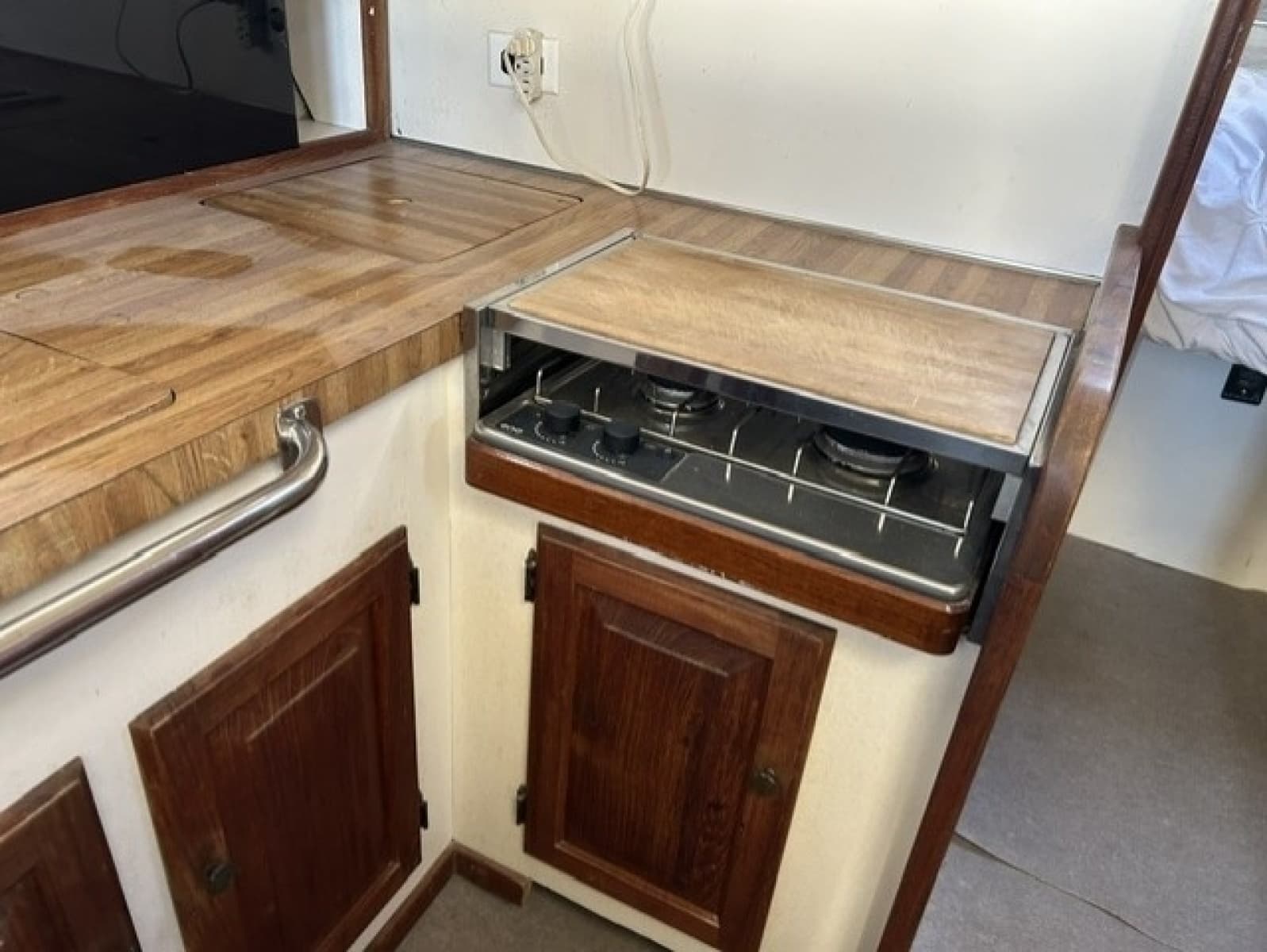 1979 Mainship 34 Trawler - Photo 17