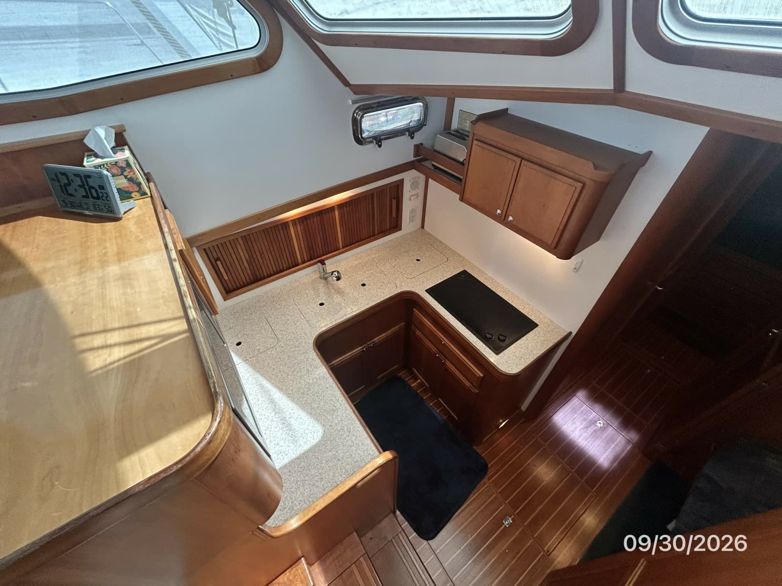 2005 Sabre Flybridge - Photo 42