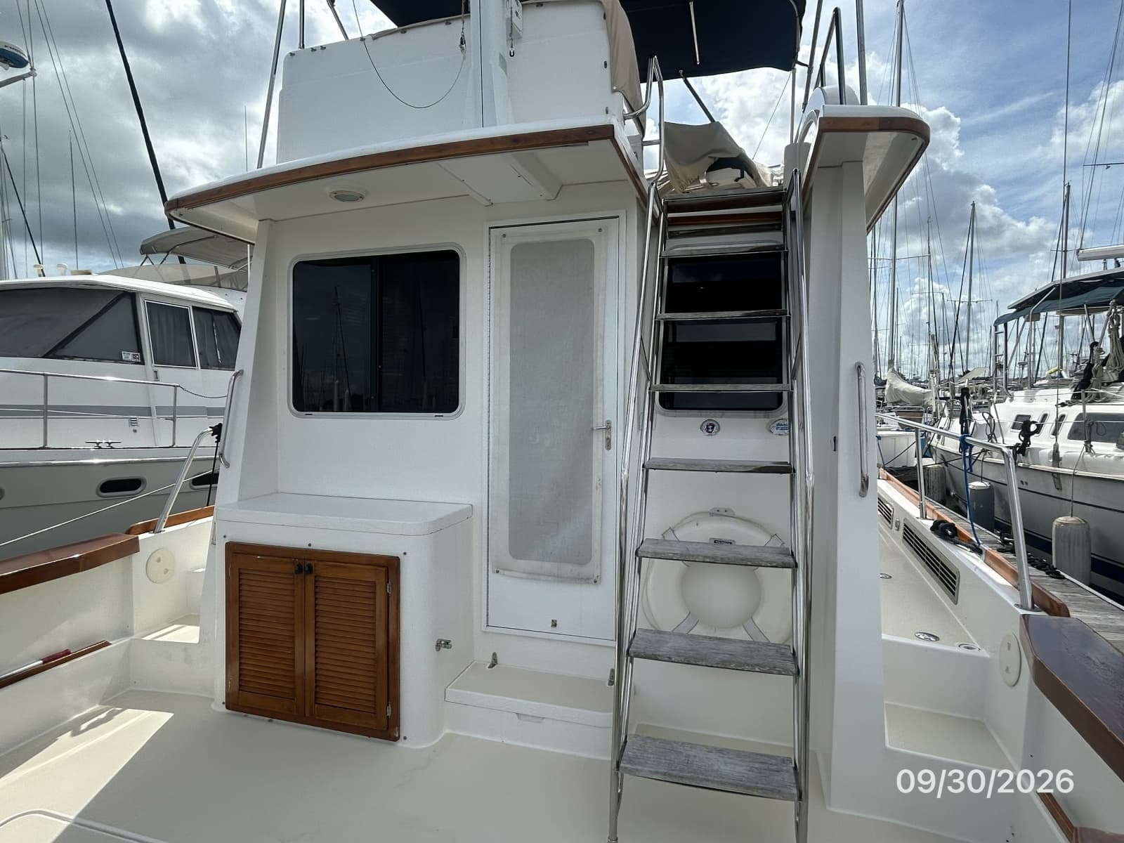 2005 Sabre Flybridge - Photo 29