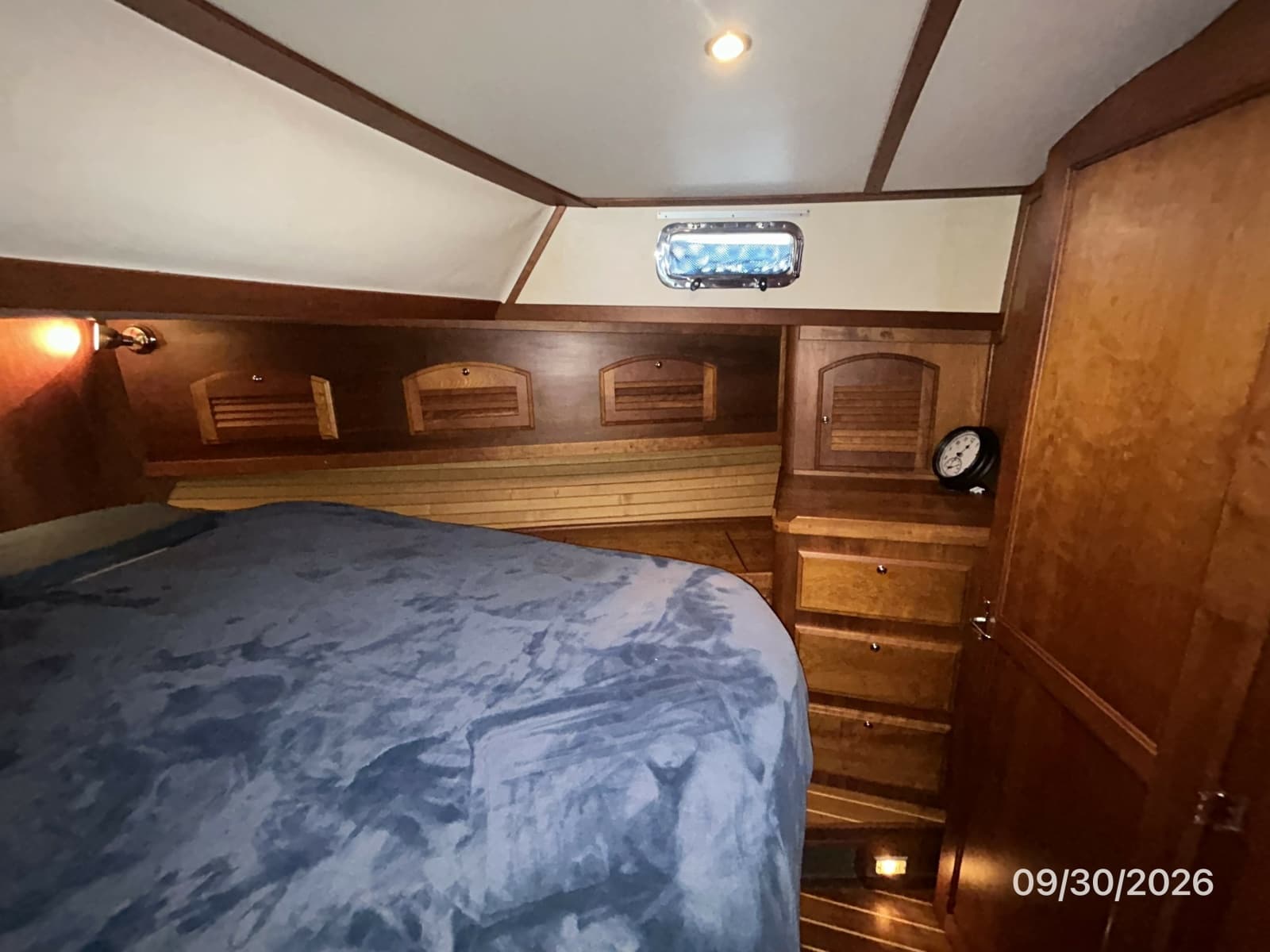 2005 Sabre Flybridge - Photo 48