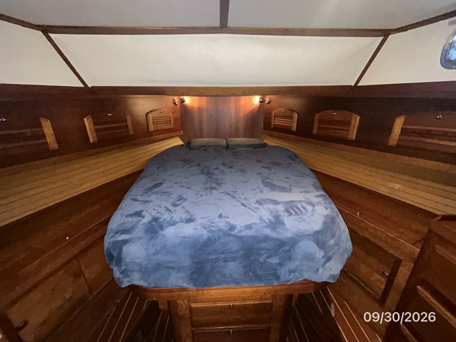 2005 Sabre Flybridge - Photo 46
