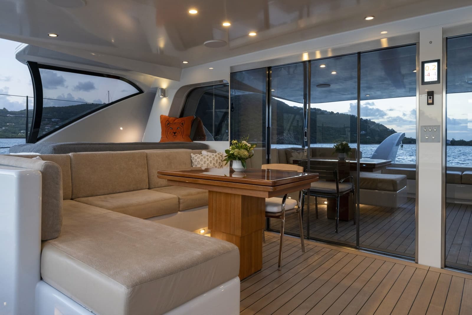 2010 Gunboat  - Photo 20
