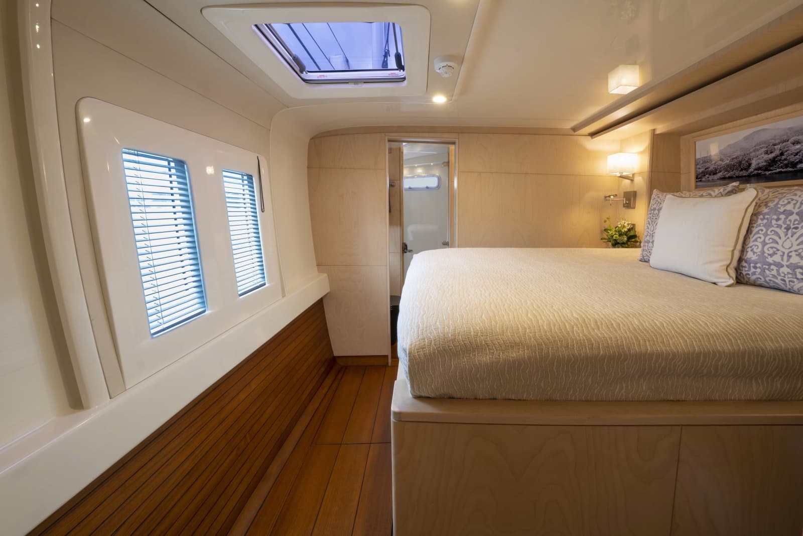 2010 Gunboat  - Photo 32
