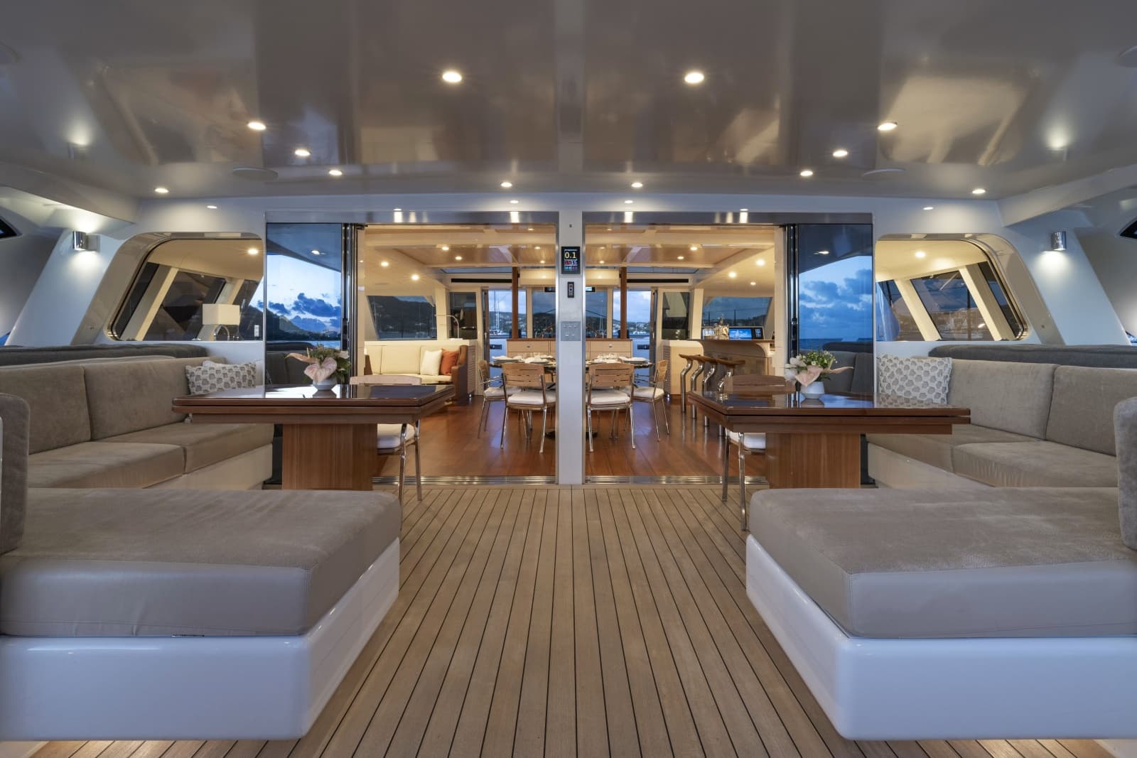 2010 Gunboat  - Photo 21