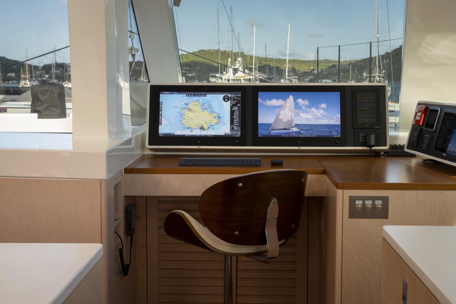 2010 Gunboat  - Photo 24