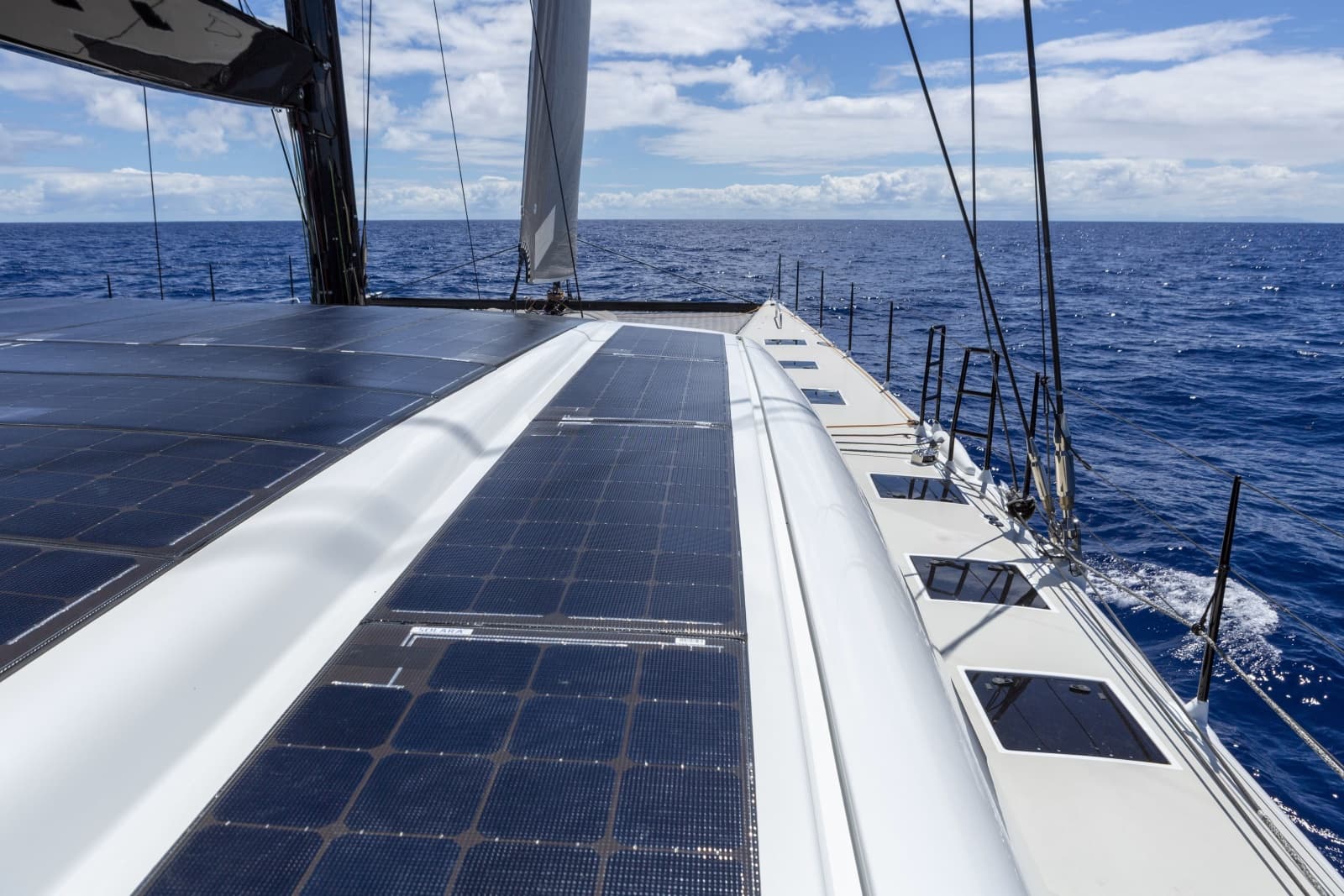 2010 Gunboat  - Photo 10