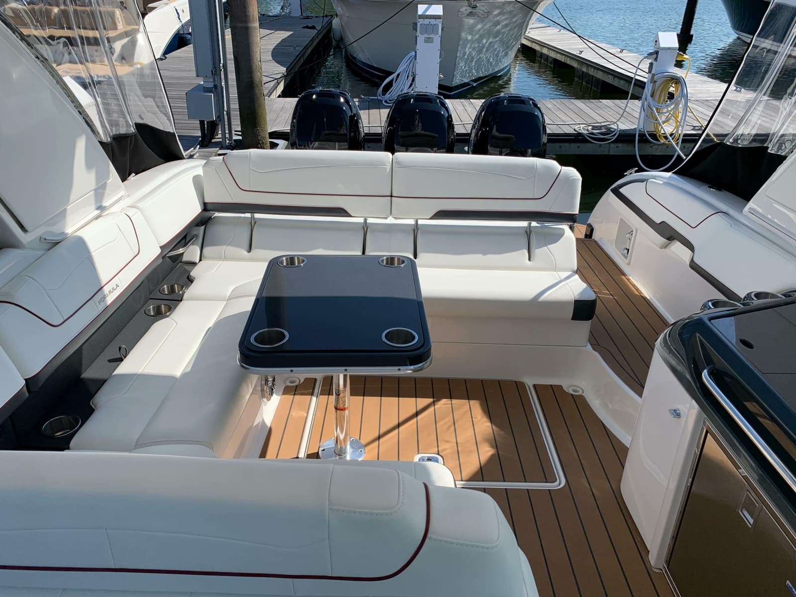 2021 Formula 350 Crossover Bowrider OB - Photo 7