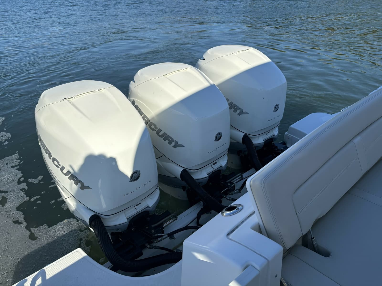 2018 Boston Whaler 350 Realm - Photo 8