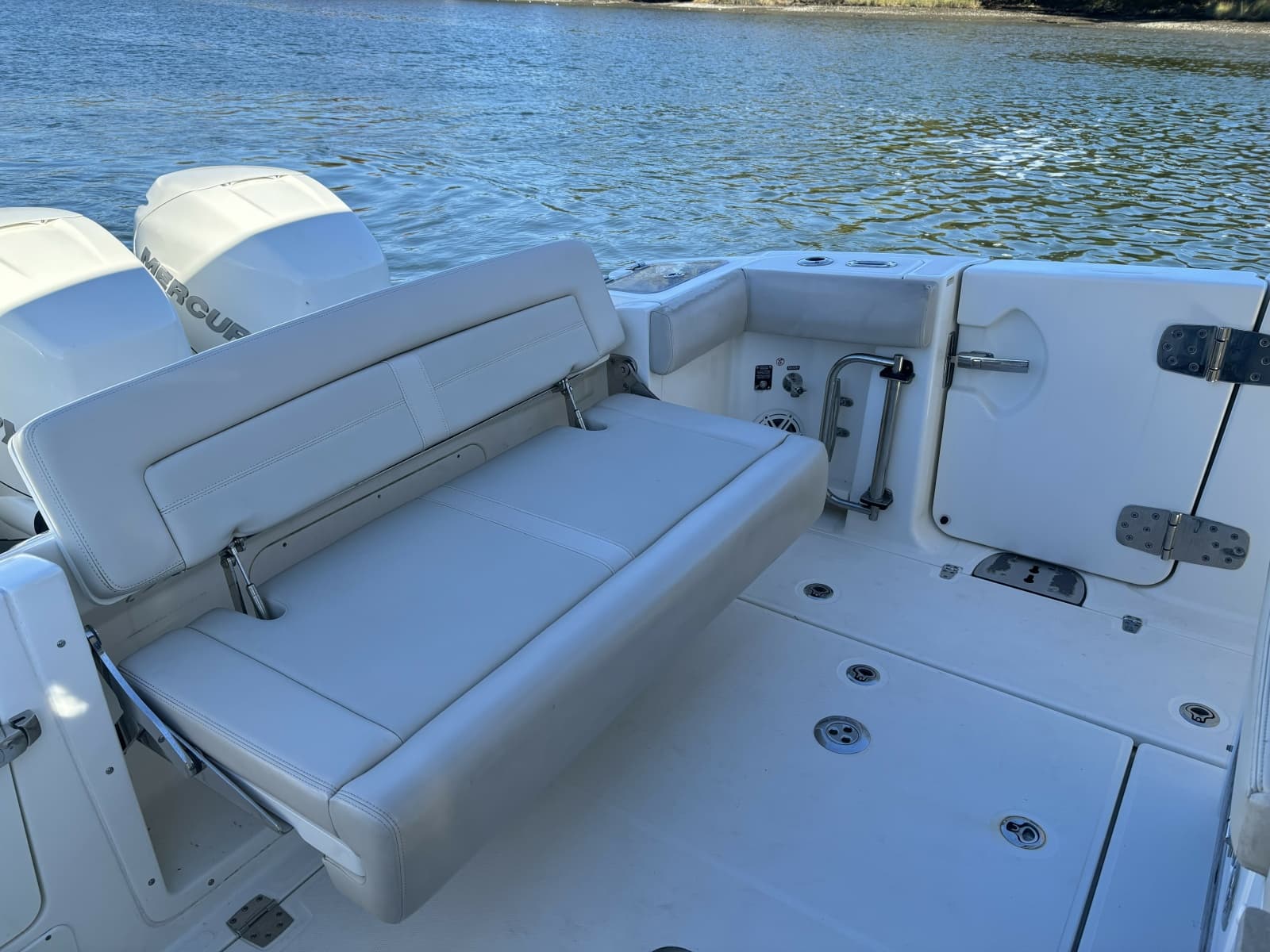 2018 Boston Whaler 350 Realm - Photo 9