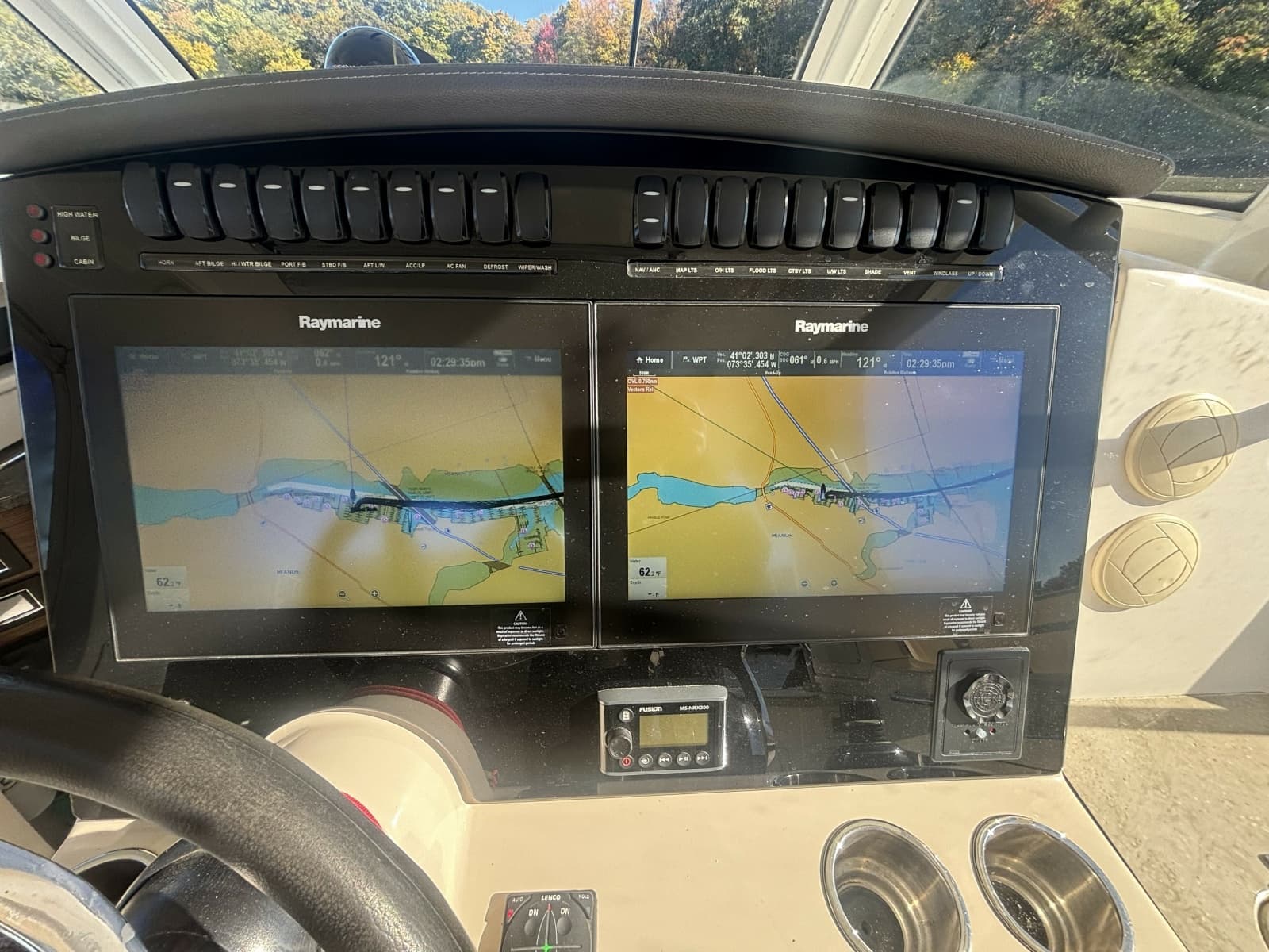 2018 Boston Whaler 350 Realm - Photo 14