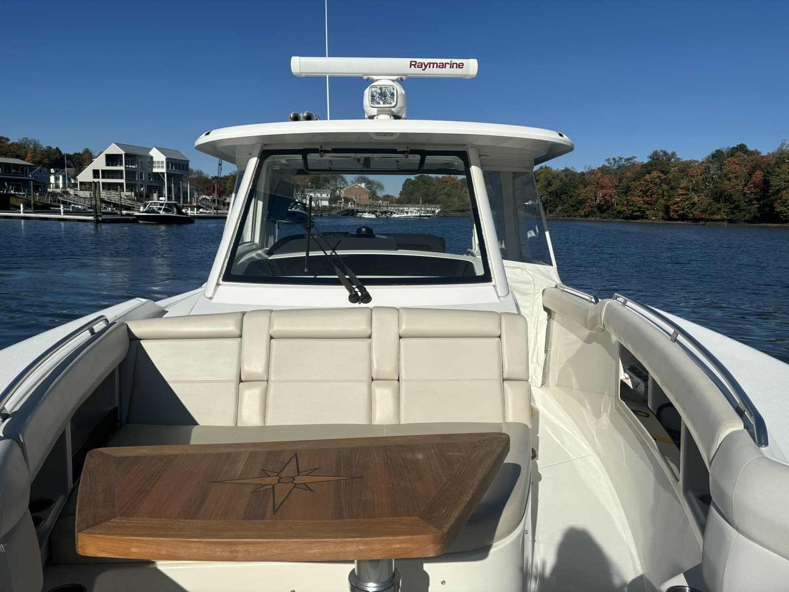 2018 Boston Whaler 350 Realm - Photo 20