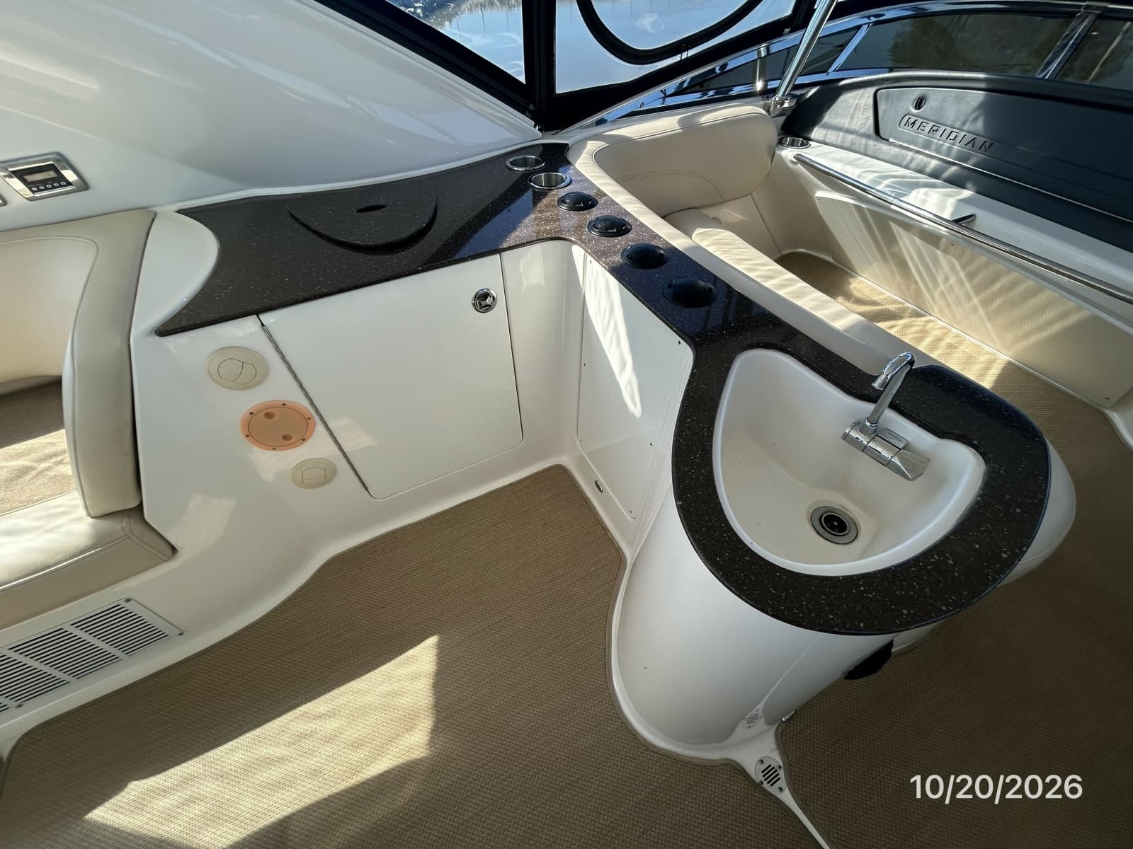 2012 Meridian 441 - Photo 32