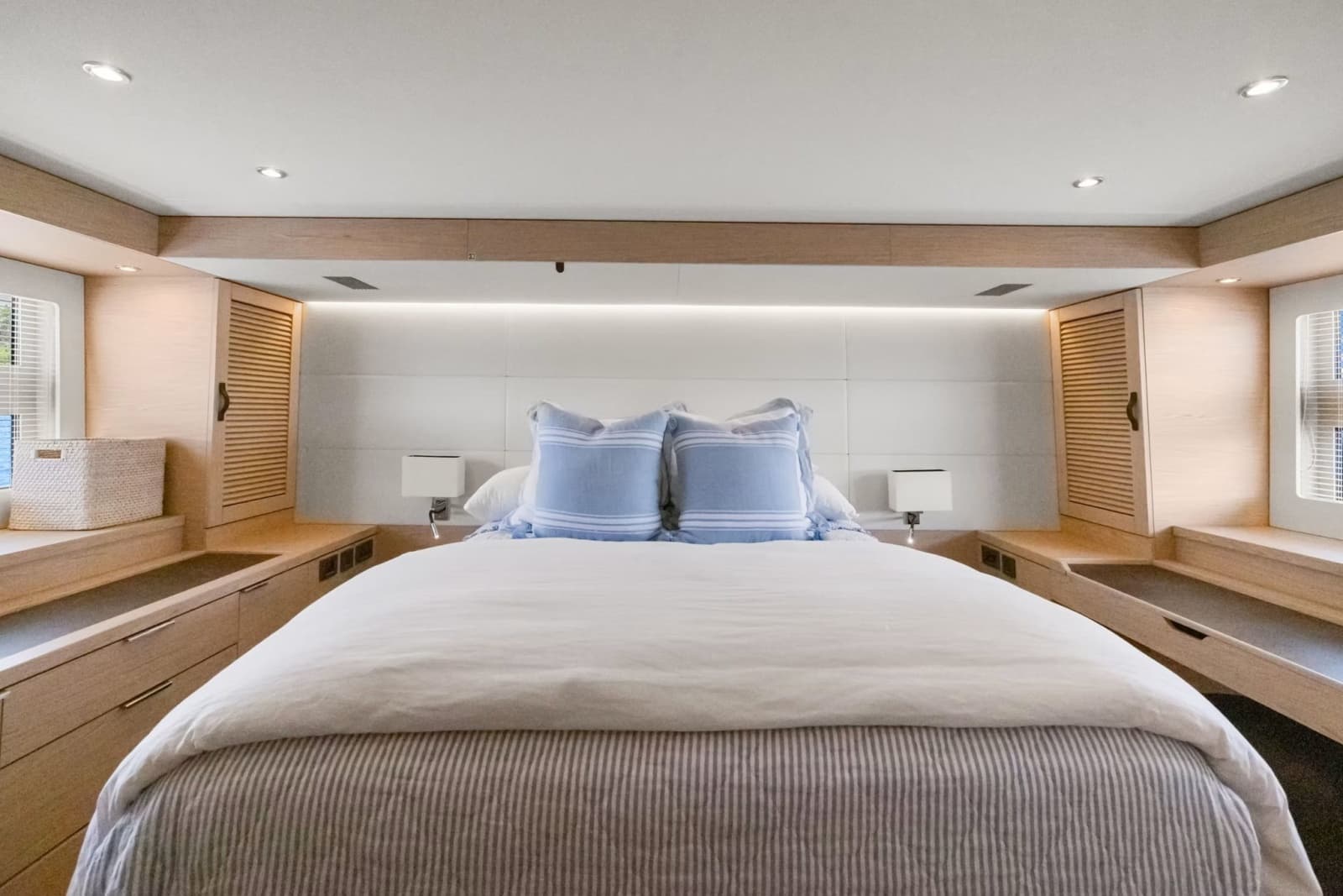 2022 Beneteau Grand Trawler 62 - Photo 53