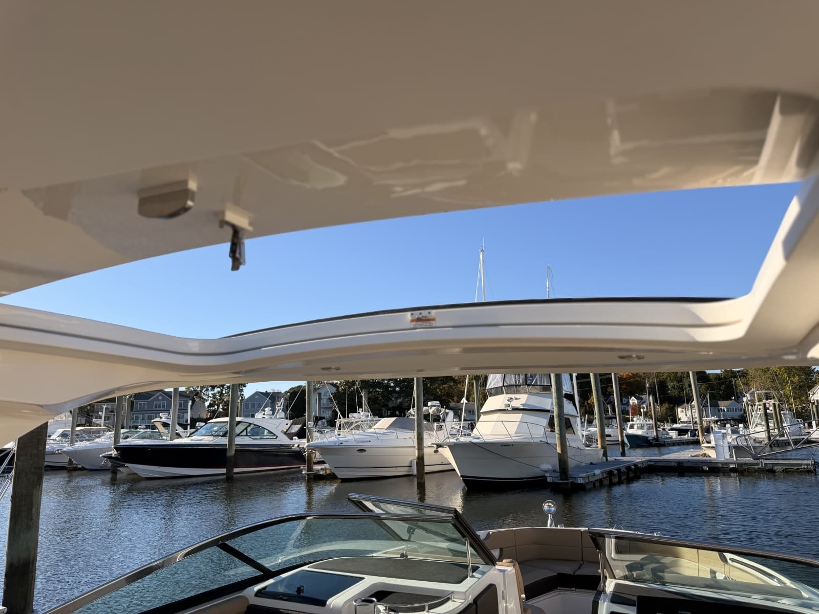 2019 Sea Ray SLX - Photo 12