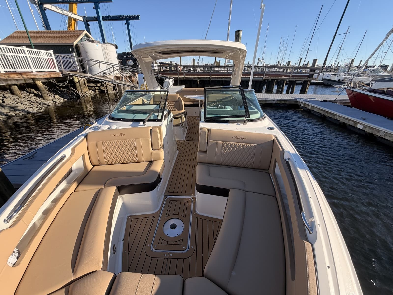 2019 Sea Ray SLX - Photo 10