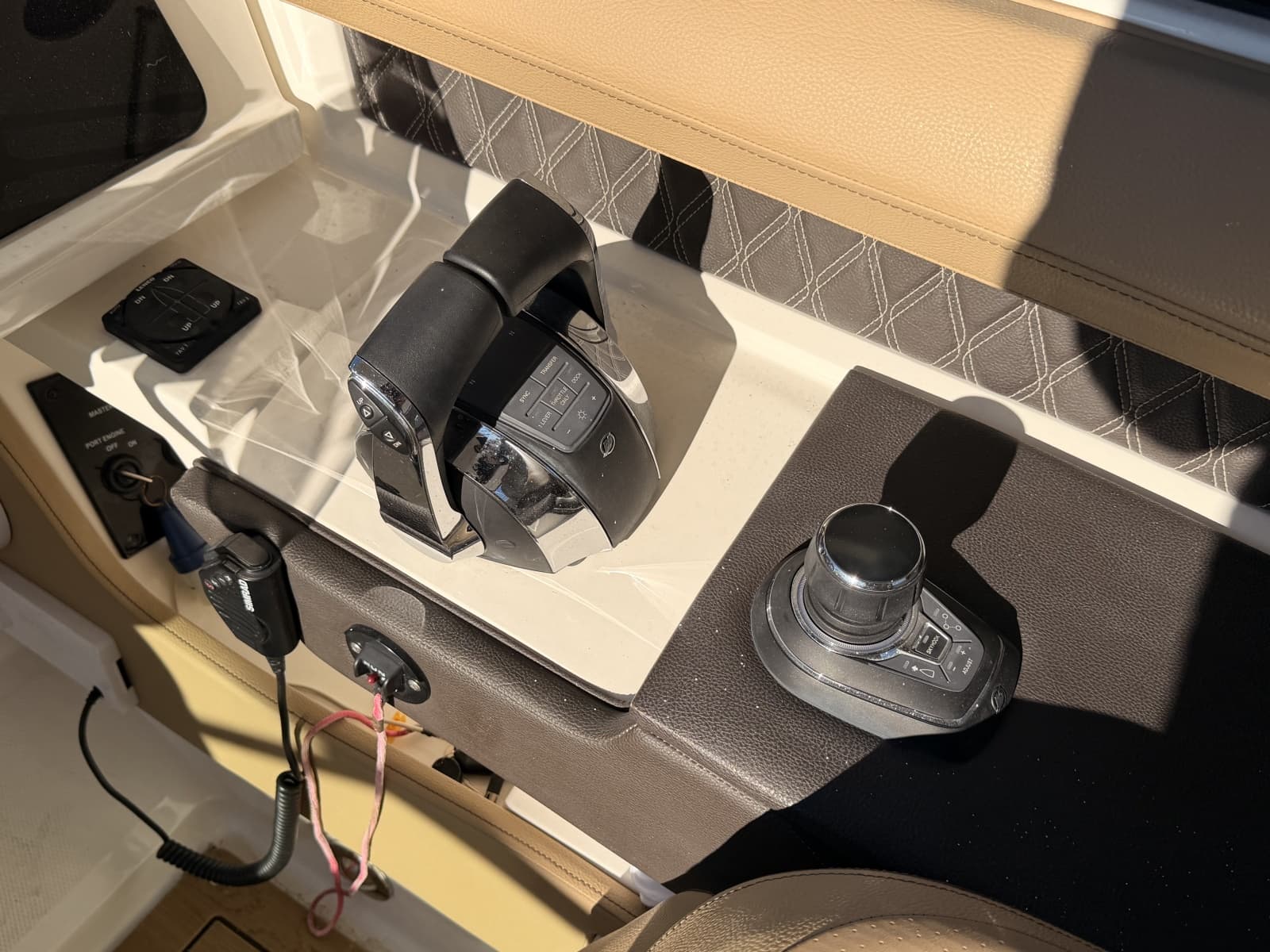2019 Sea Ray SLX - Photo 8