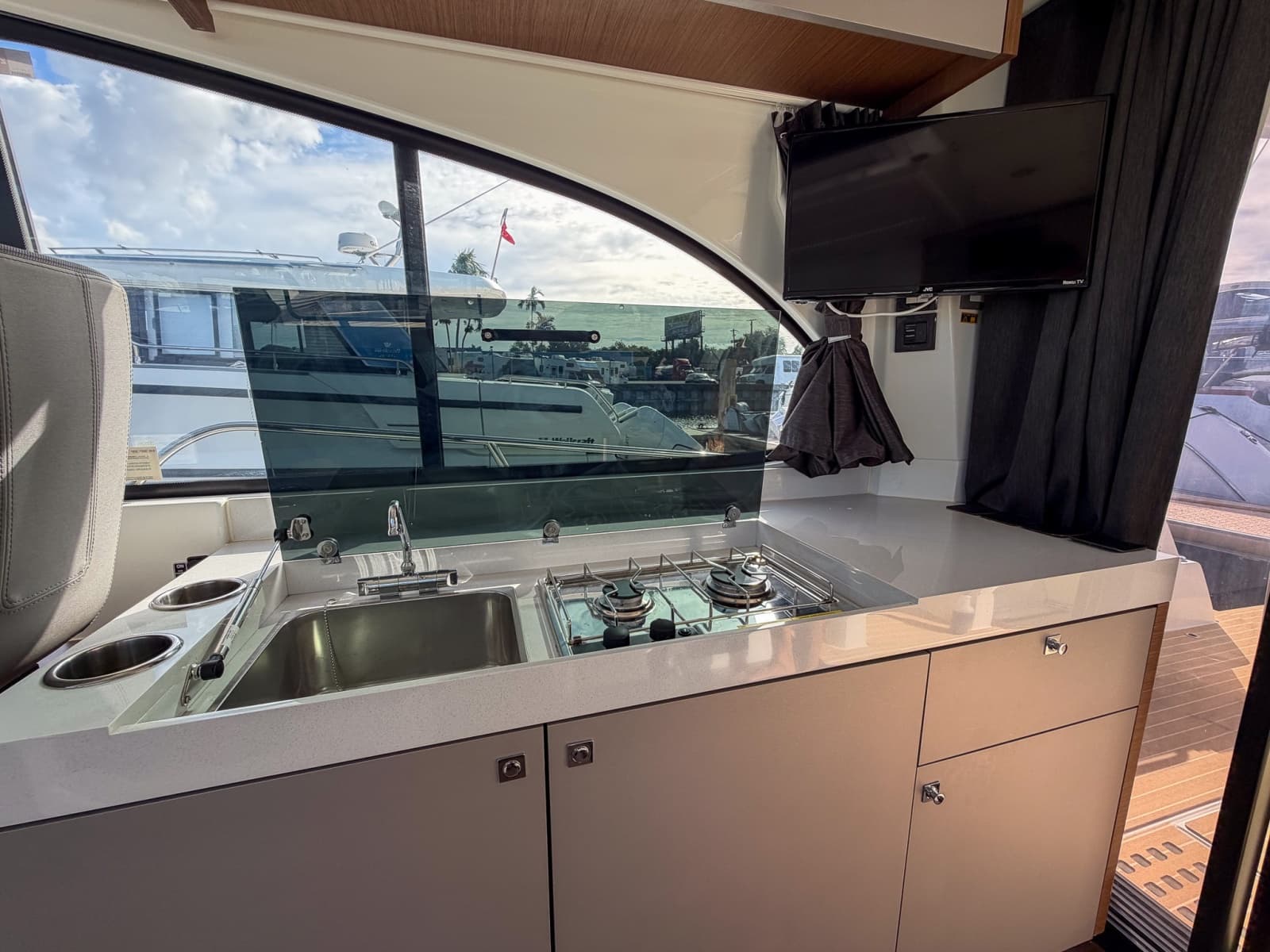 2024 Beneteau Antares 11 Coupe - Photo 47