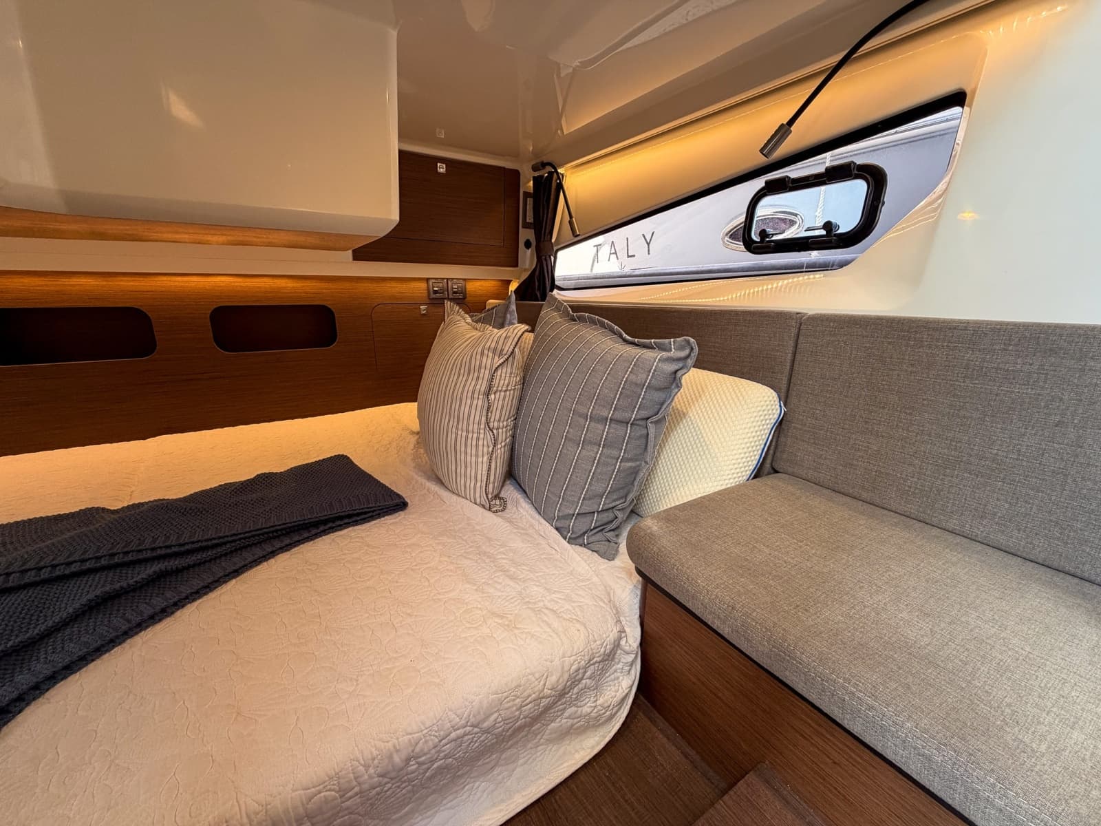 2024 Beneteau Antares 11 Coupe - Photo 25