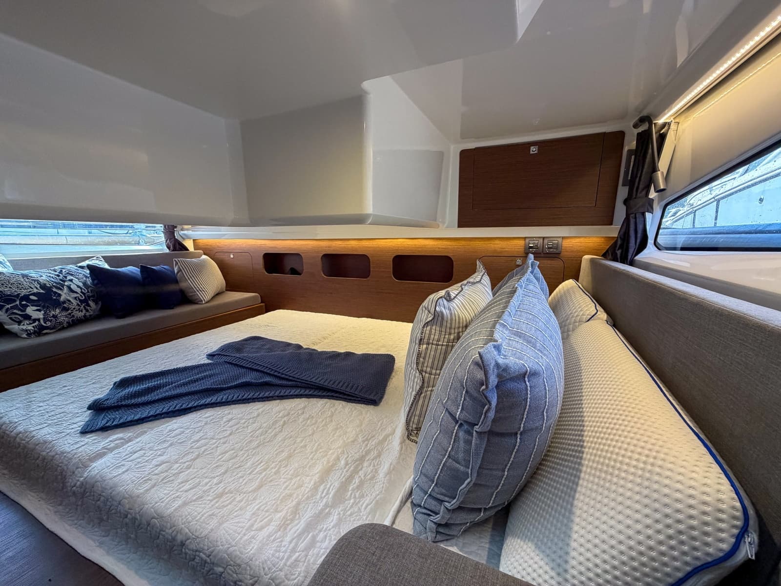 2024 Beneteau Antares 11 Coupe - Photo 34