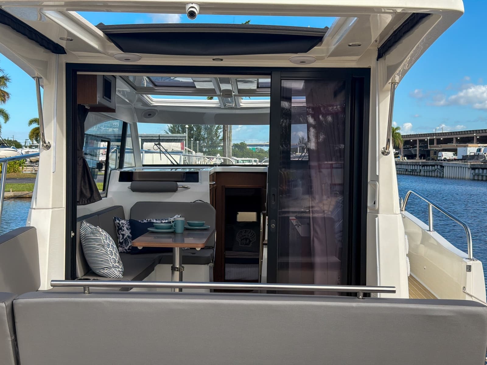 2024 Beneteau Antares 11 Coupe - Photo 23