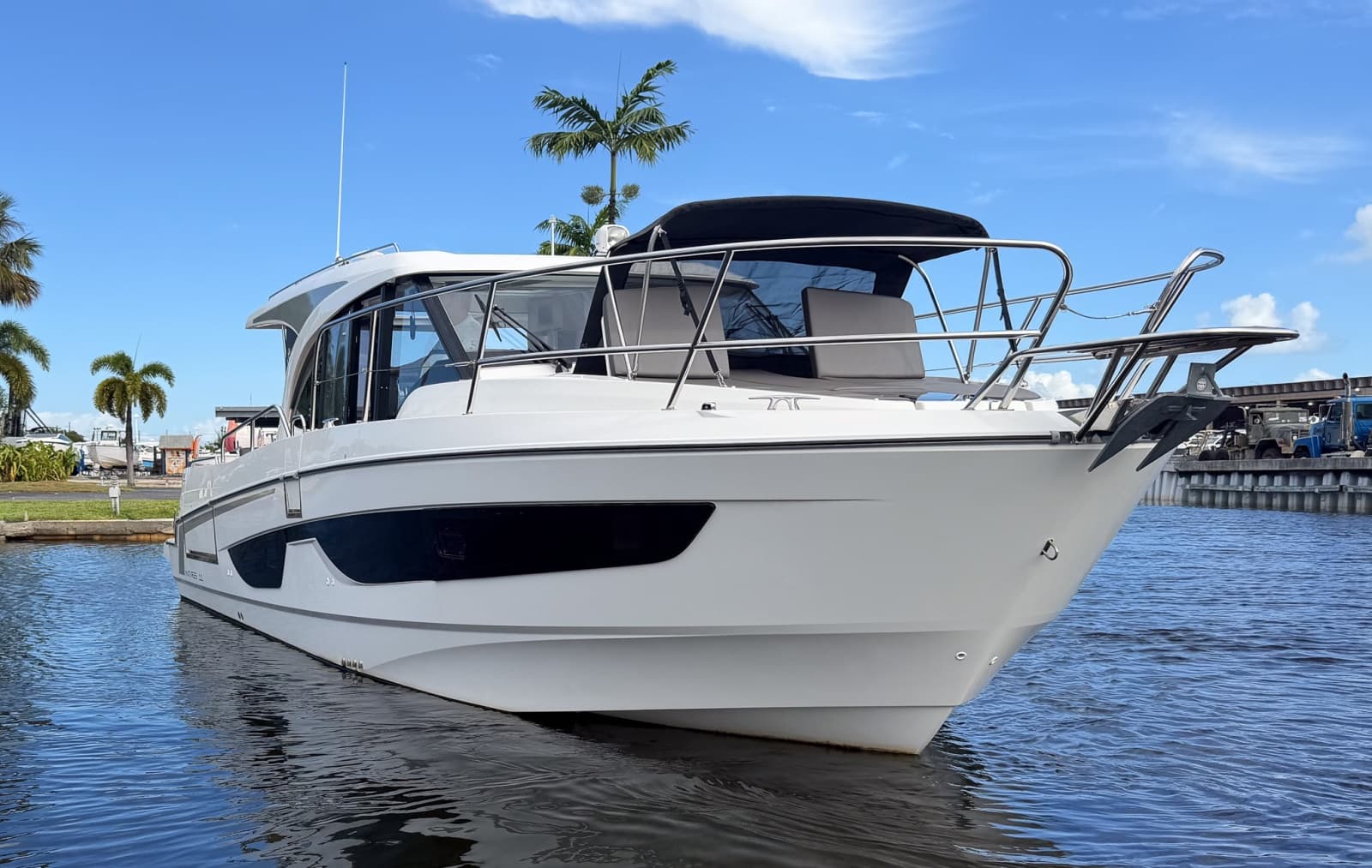 2024 Beneteau Antares 11 Coupe - Photo 6