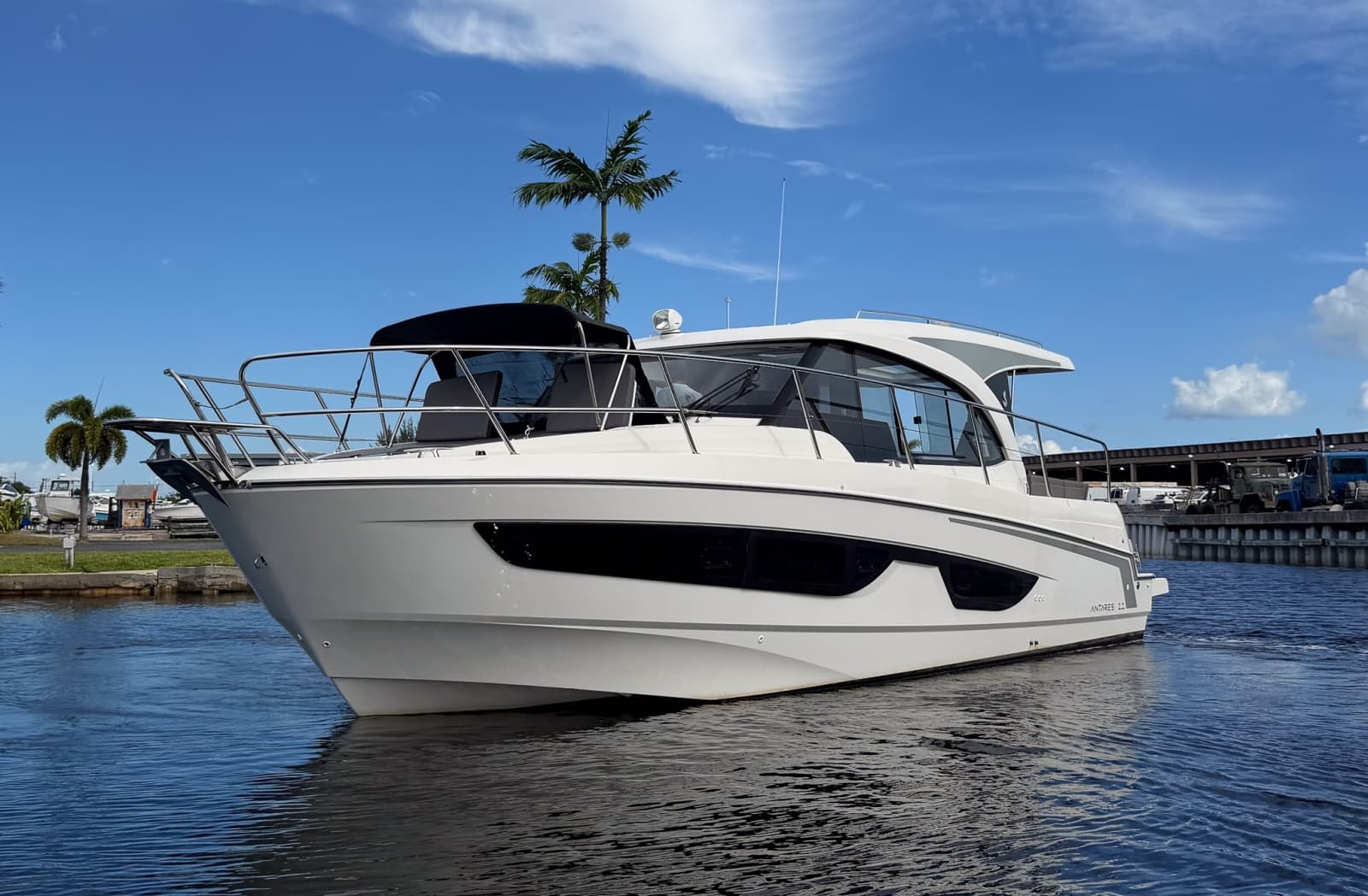 2024 Beneteau Antares 11 Coupe - Photo 3