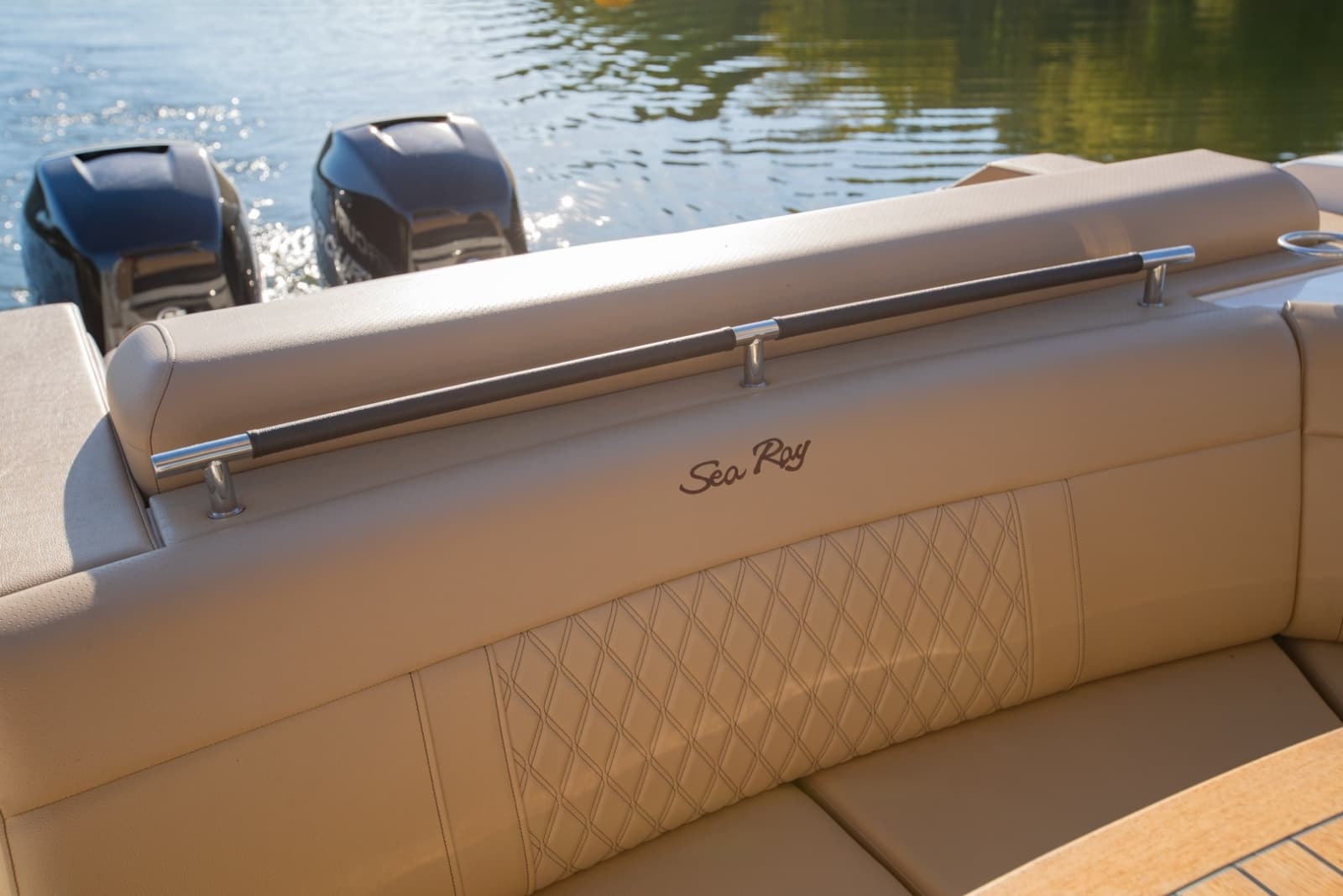 2021 Sea Ray 310 SLX Outboard - Photo 9