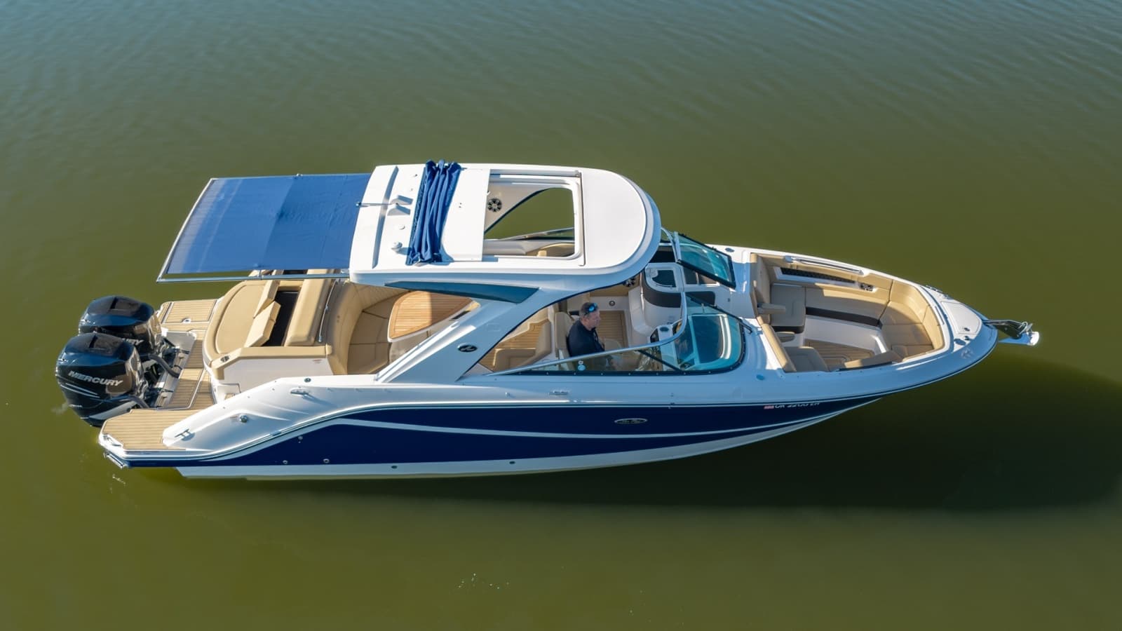 2021 Sea Ray 310 SLX Outboard - Photo 3