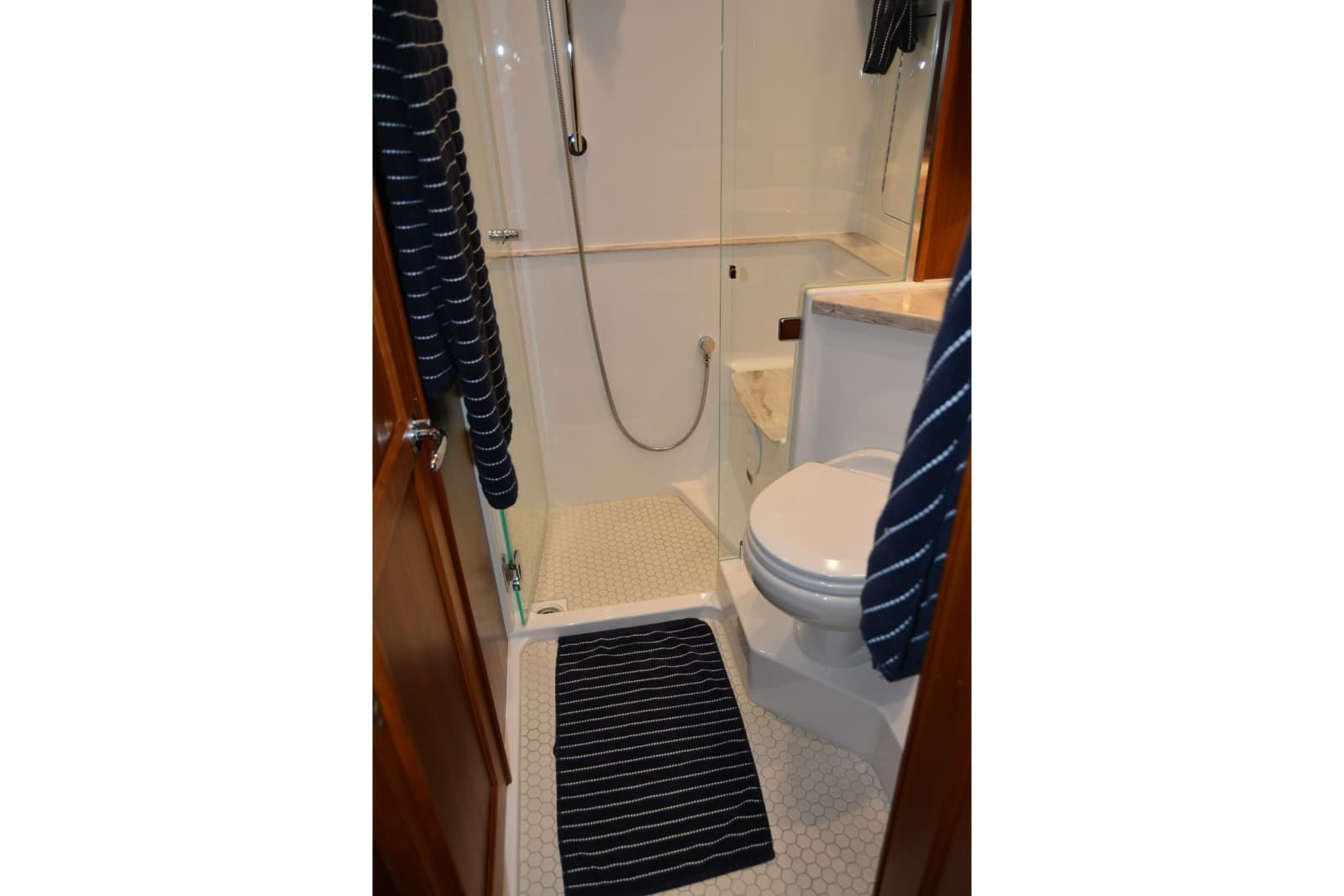 2019 Sabre 45 Salon Express - Photo 84