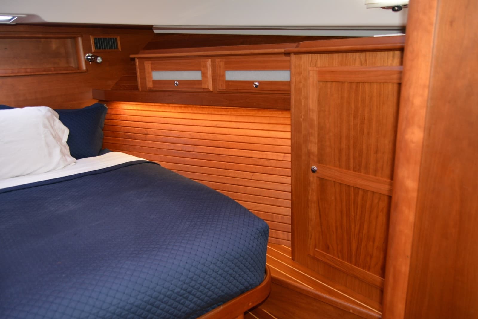 2019 Sabre 45 Salon Express - Photo 69