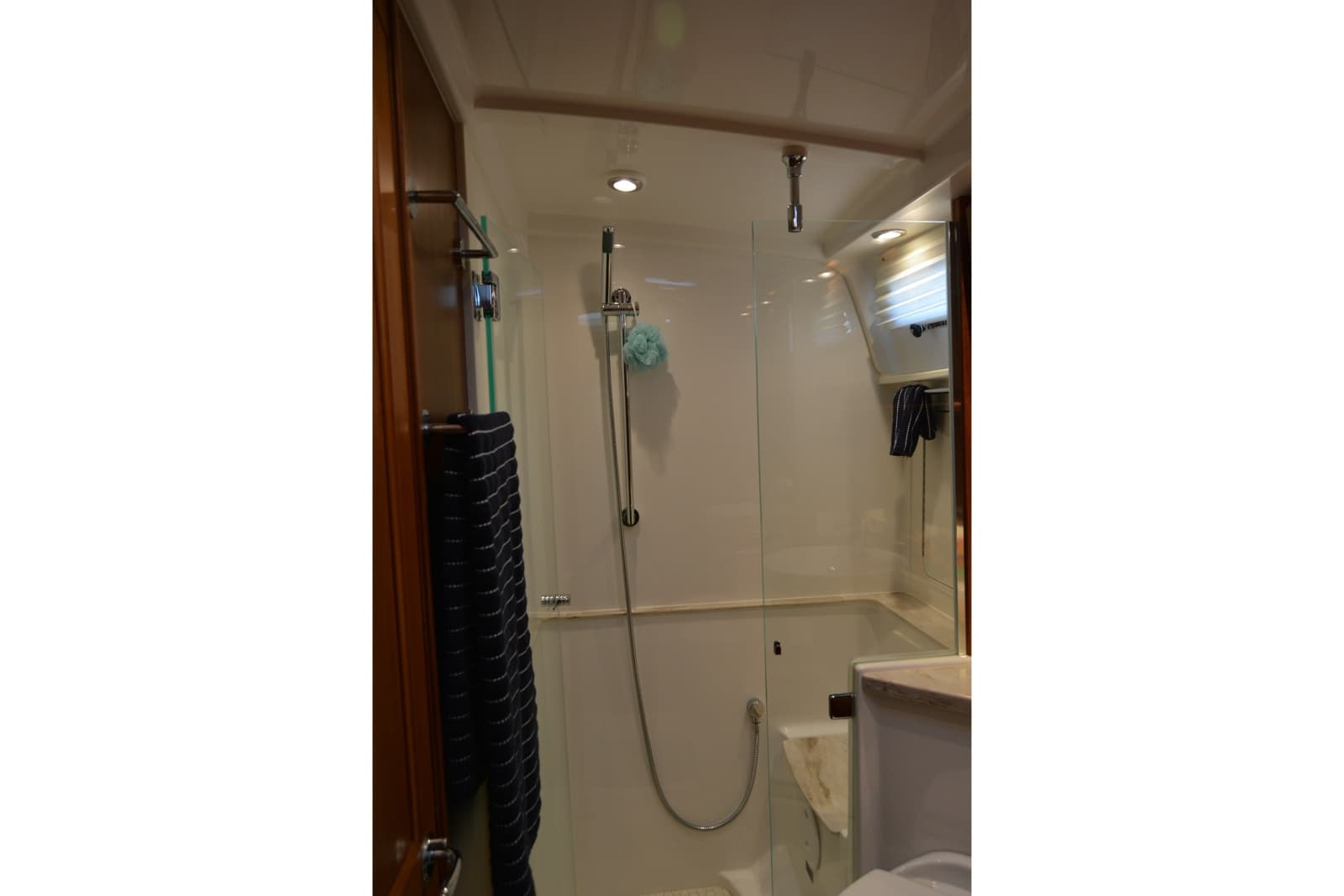 2019 Sabre 45 Salon Express - Photo 83