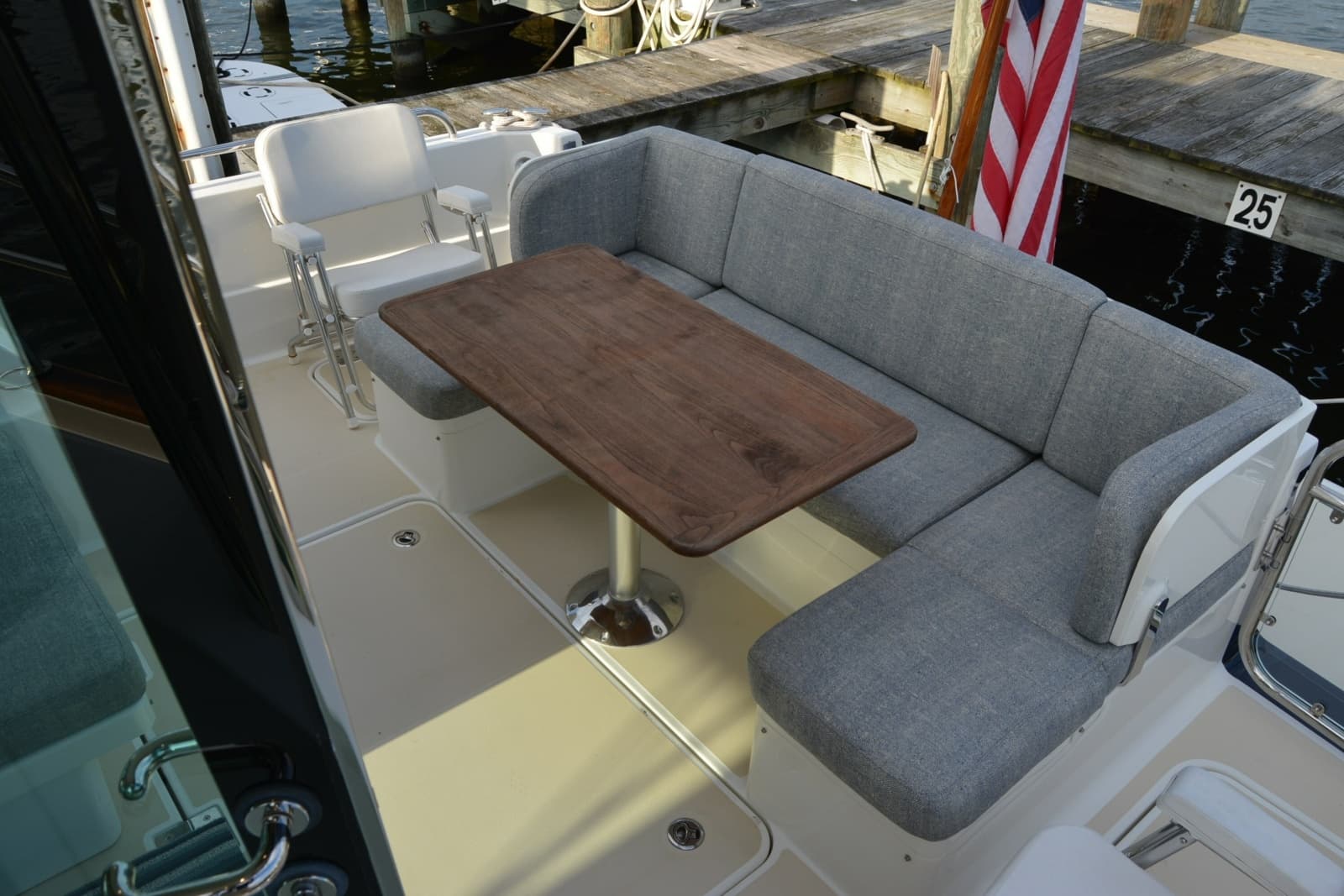 2019 Sabre 45 Salon Express - Photo 31