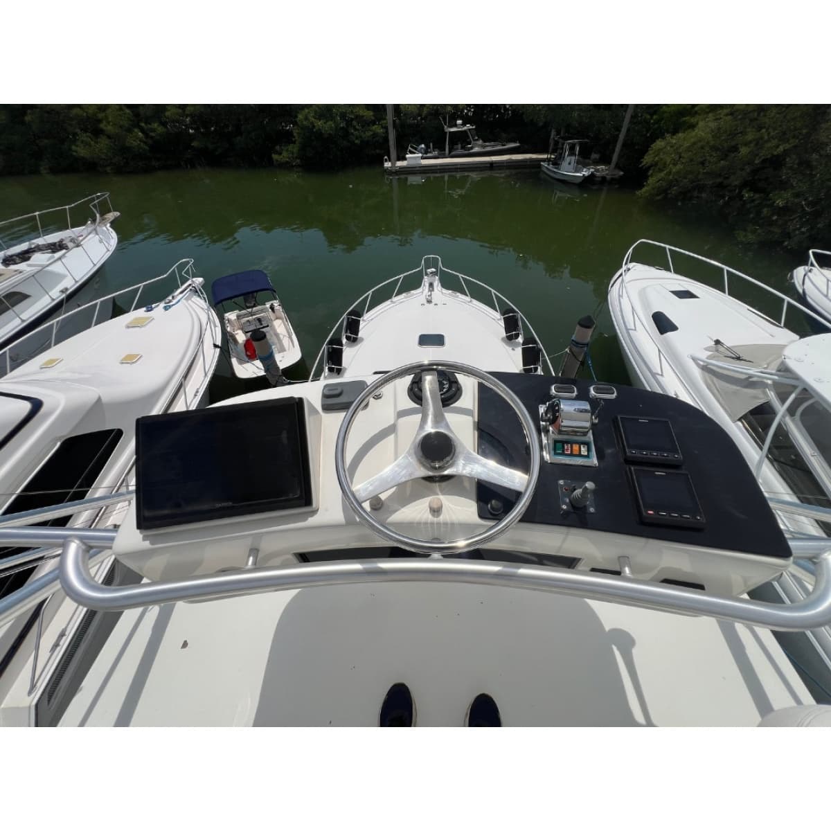 2006 Tiara Yachts 42 Express - Photo 19