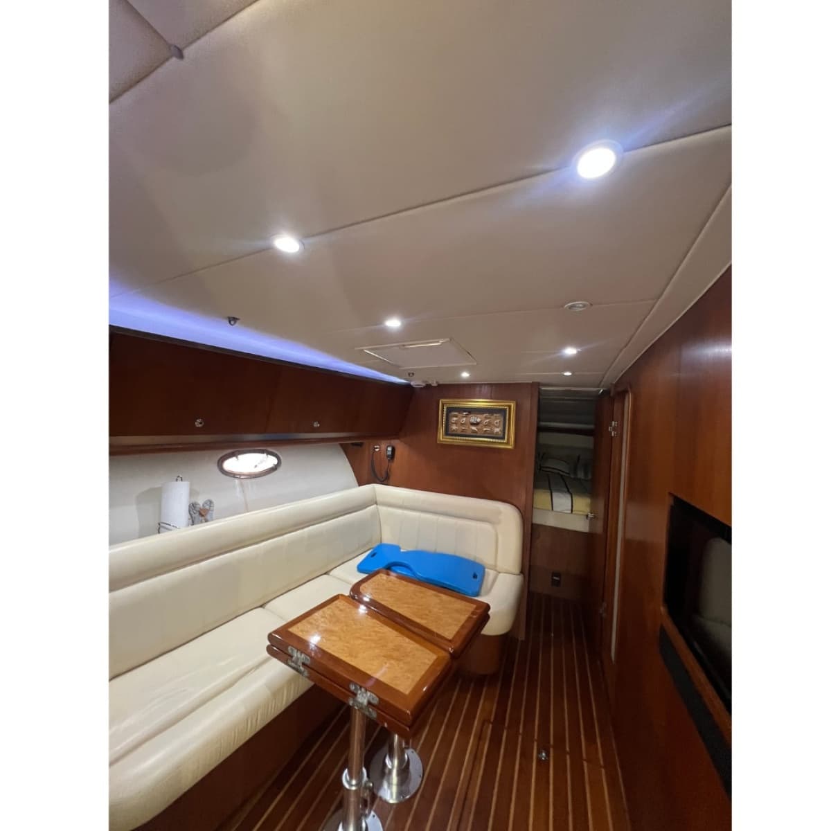 2006 Tiara Yachts 42 Express - Photo 25