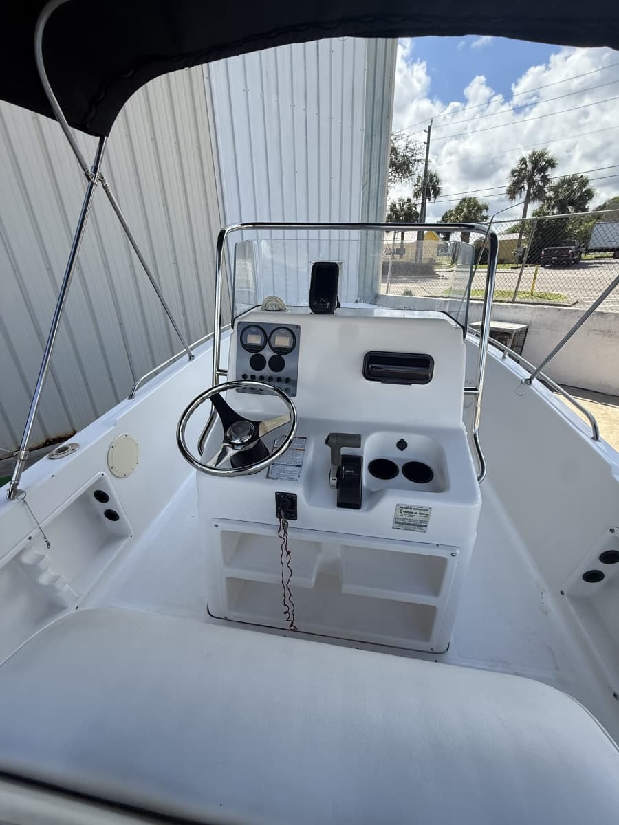 2003 Robalo R190 - Photo 10