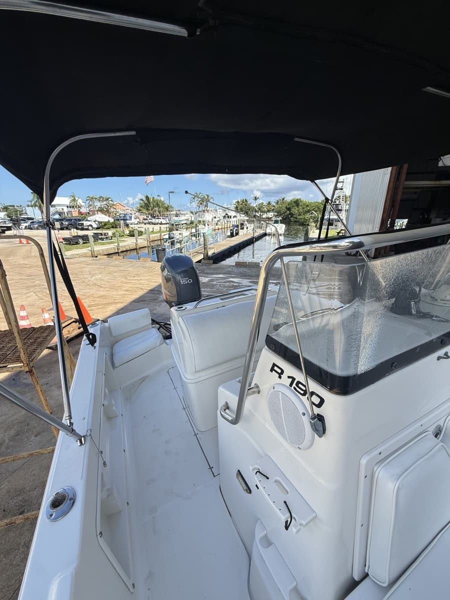 2003 Robalo R190 - Photo 7