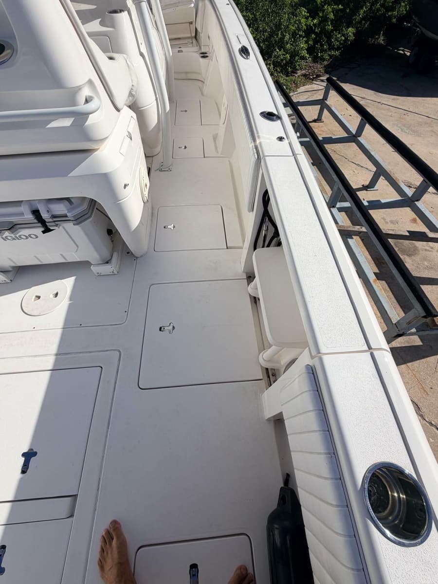 2017 Intrepid 327 Center Console - Photo 27