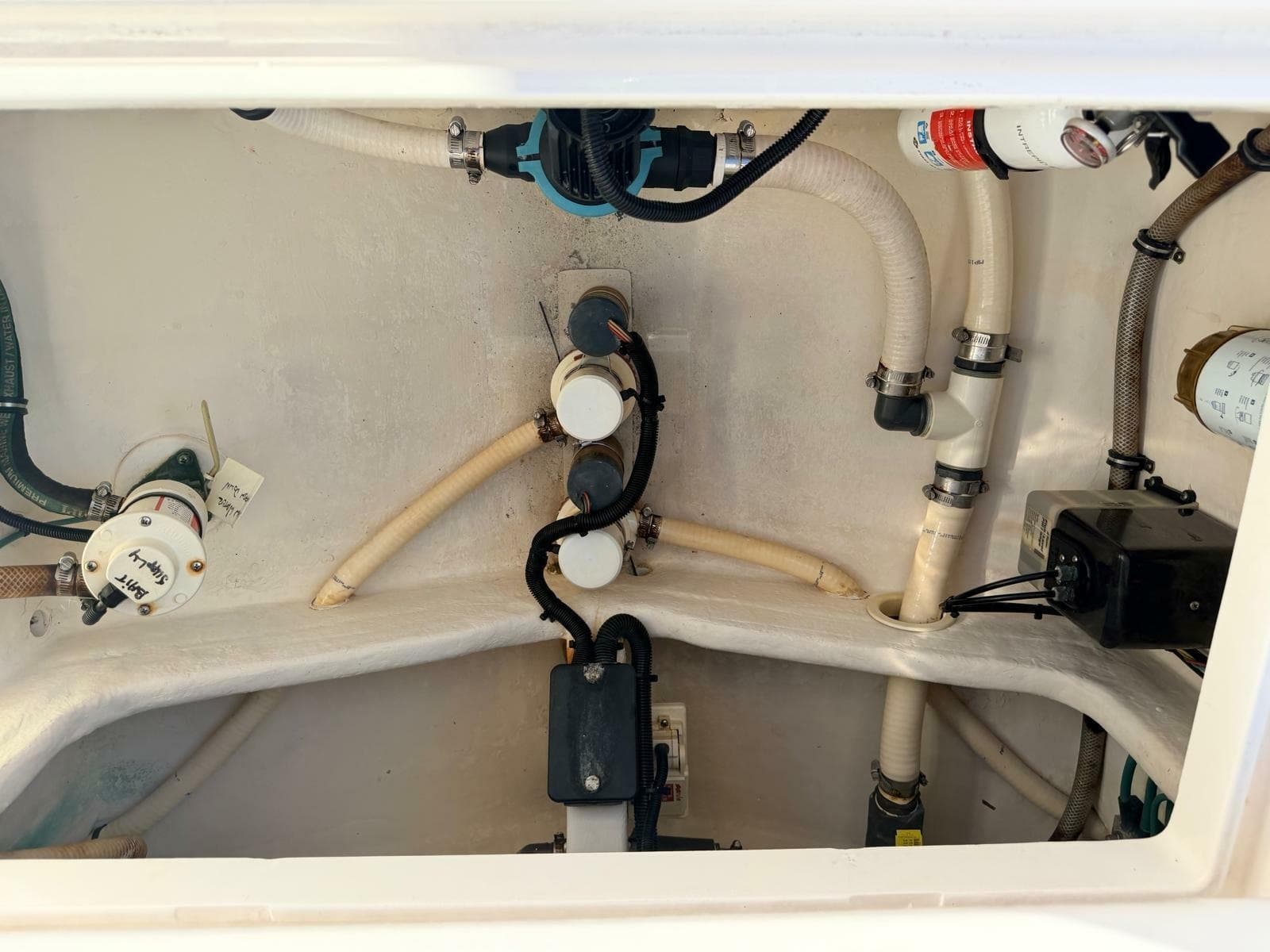 2017 Intrepid 327 Center Console - Photo 6