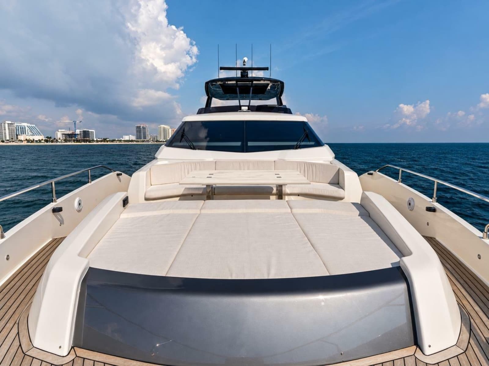 2022 Ferretti Yachts 850 Motoryacht - Photo 25